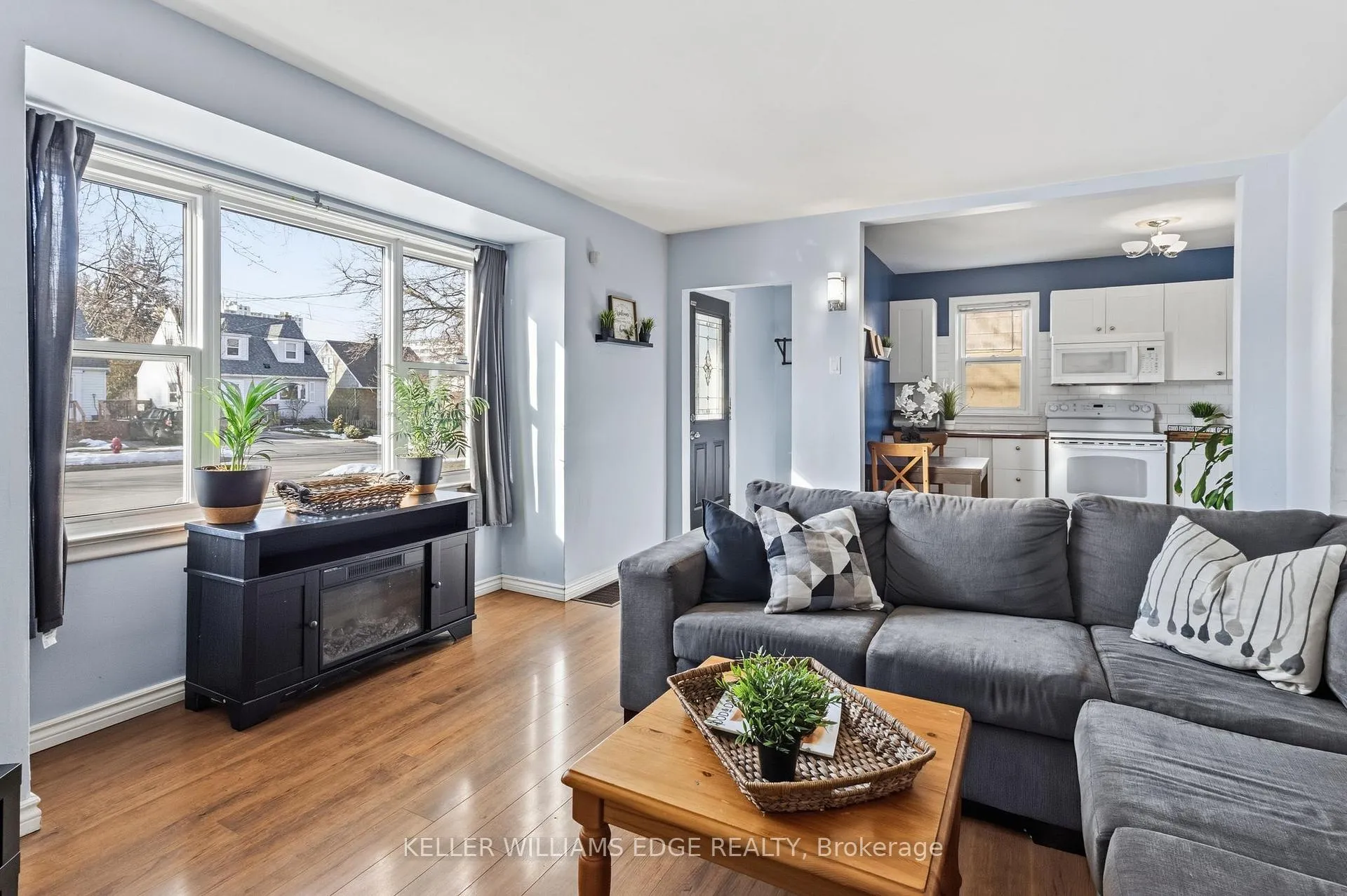 Photo 10 of 36 Blair Avenue, Hamilton, McQuesten — HOMEH