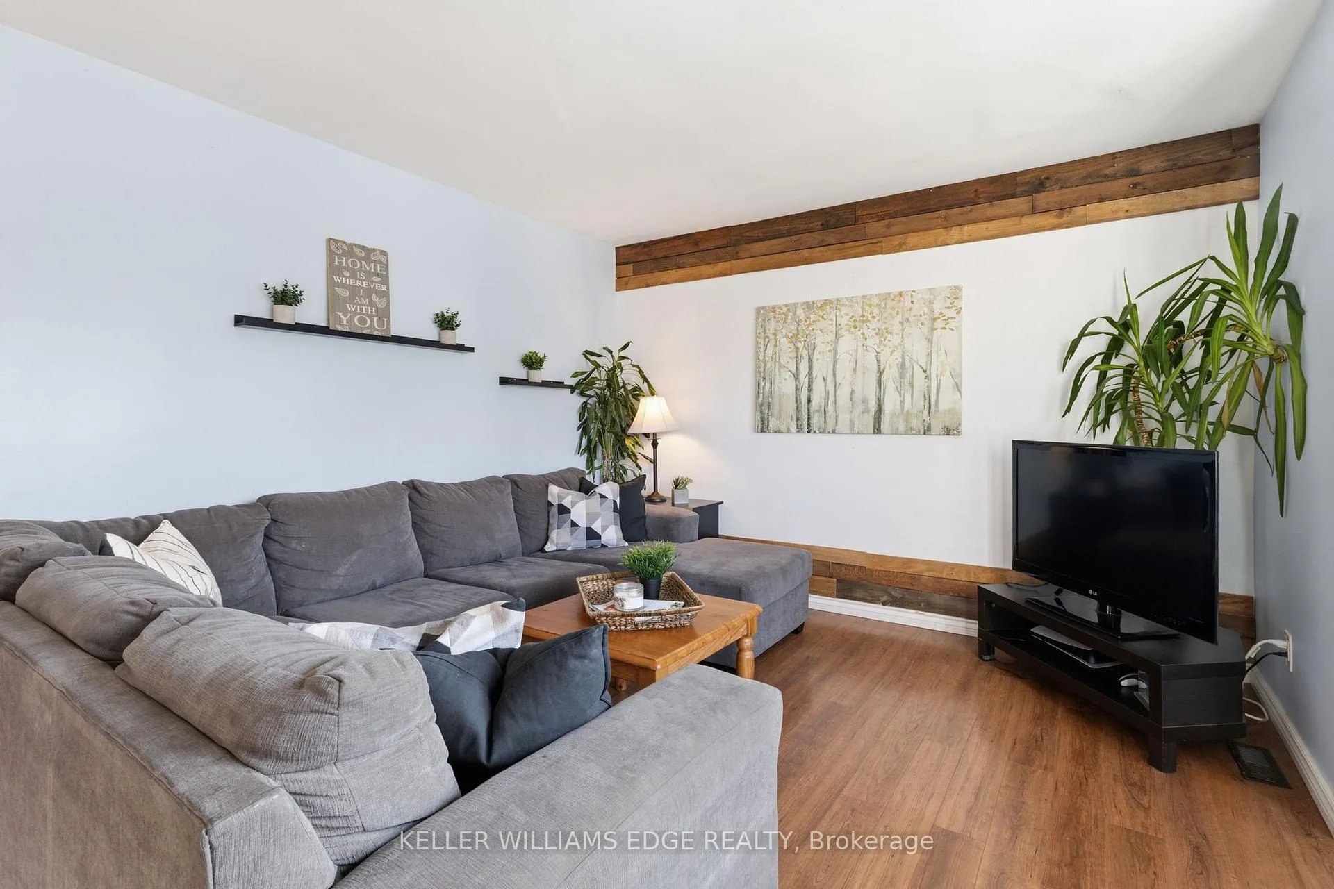 Photo 12 of 36 Blair Avenue, Hamilton, McQuesten — HOMEH