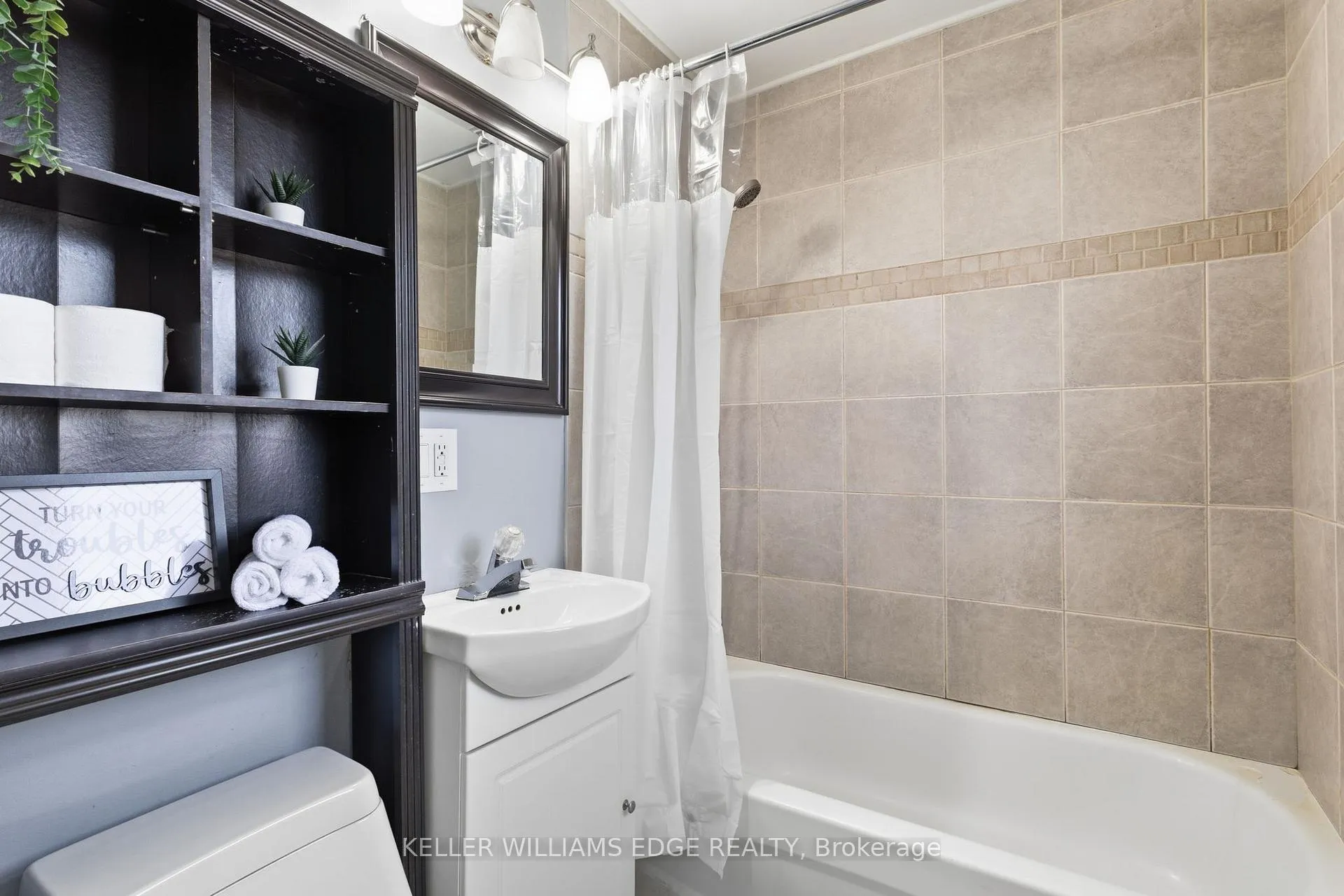 Photo 16 of 36 Blair Avenue, Hamilton, McQuesten — HOMEH