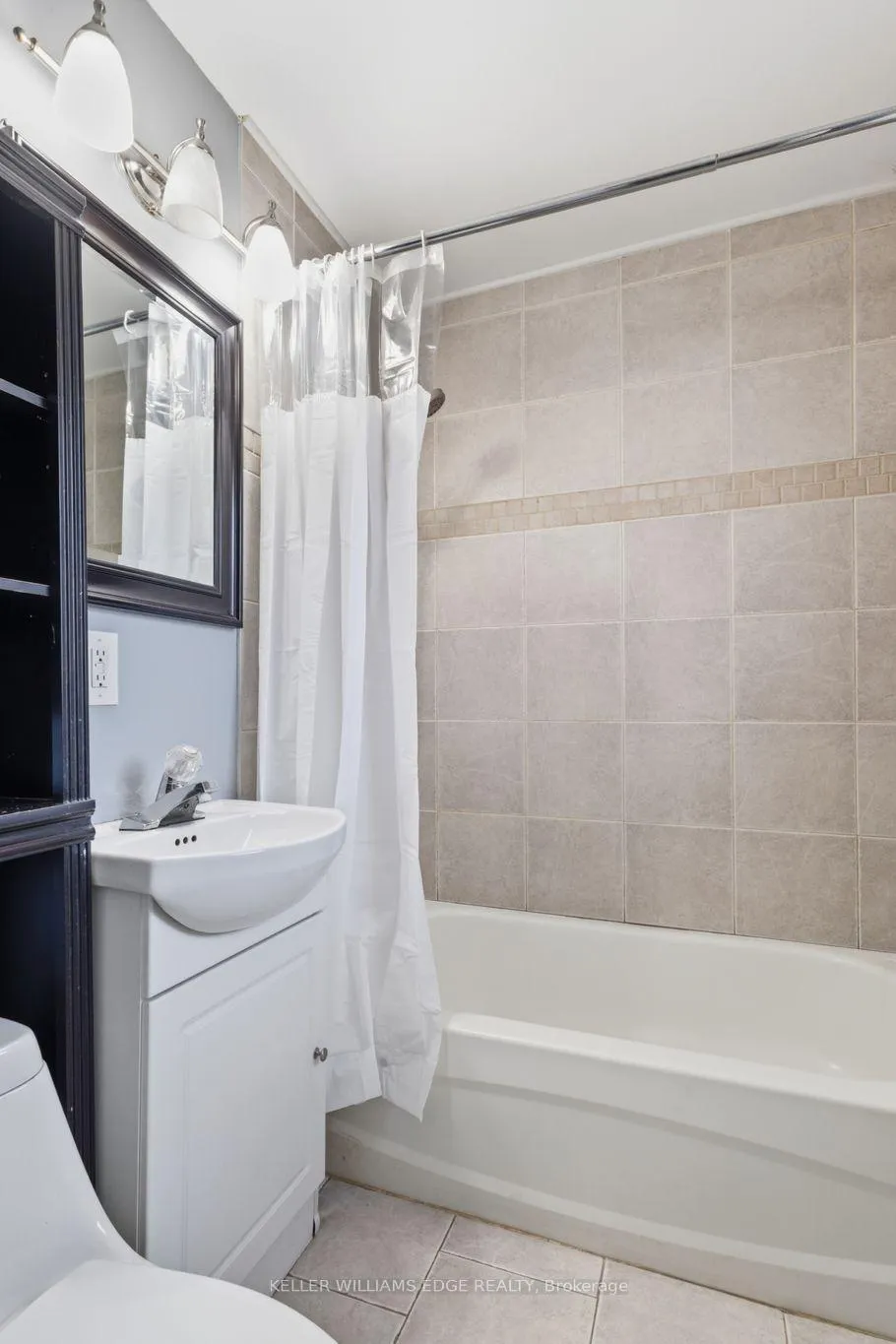 Photo 17 of 36 Blair Avenue, Hamilton, McQuesten — HOMEH