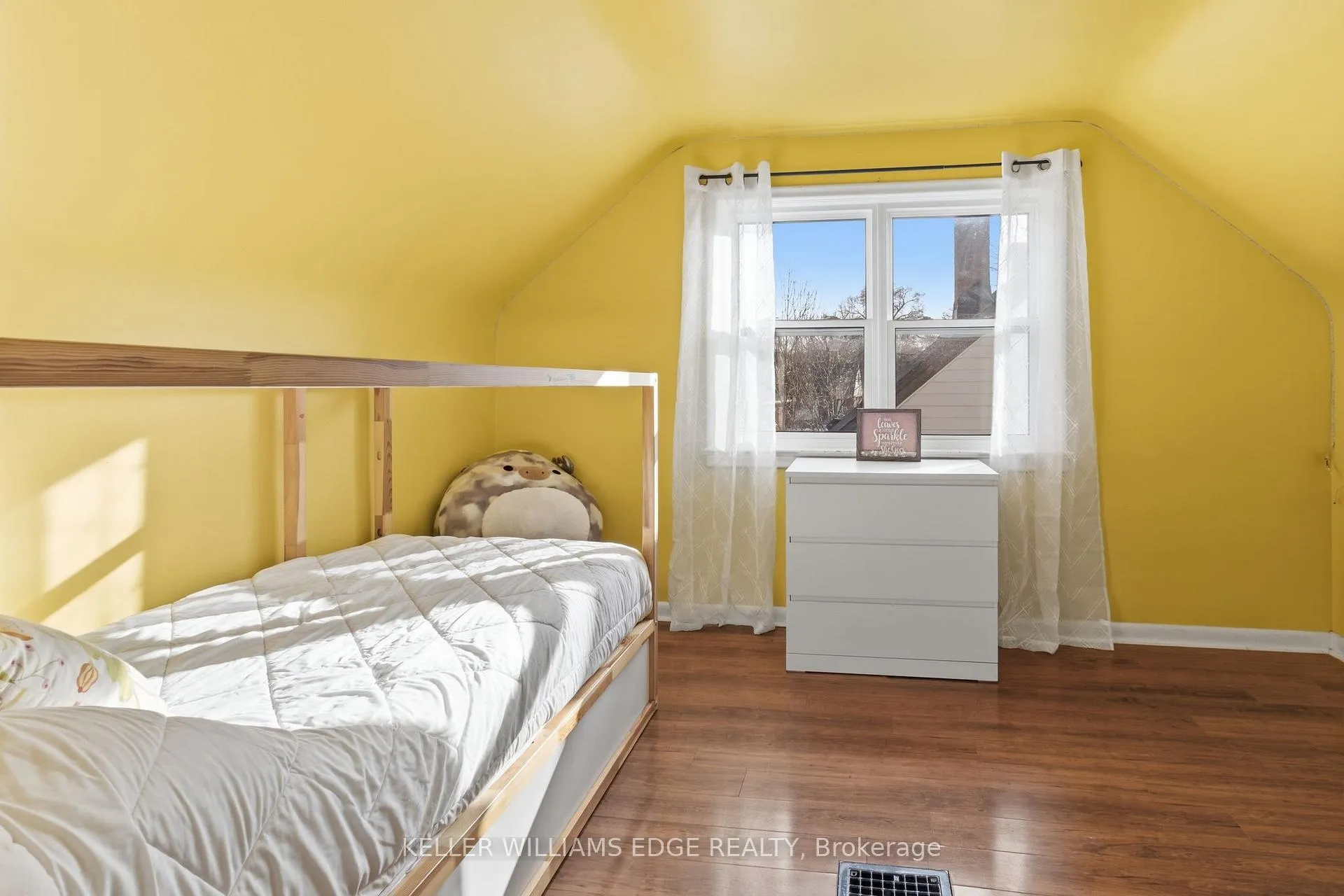 Photo 18 of 36 Blair Avenue, Hamilton, McQuesten — HOMEH