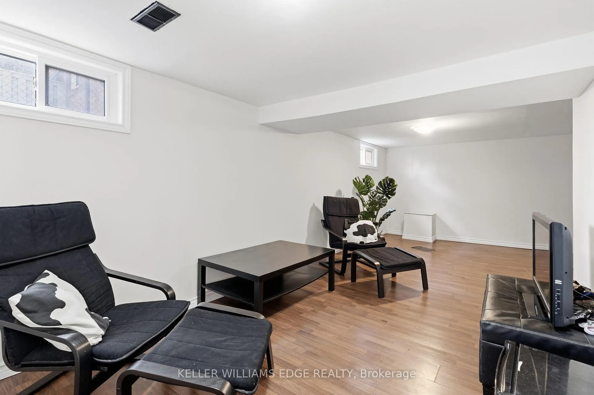 Photo 23 of 36 Blair Avenue, Hamilton, McQuesten — HOMEH