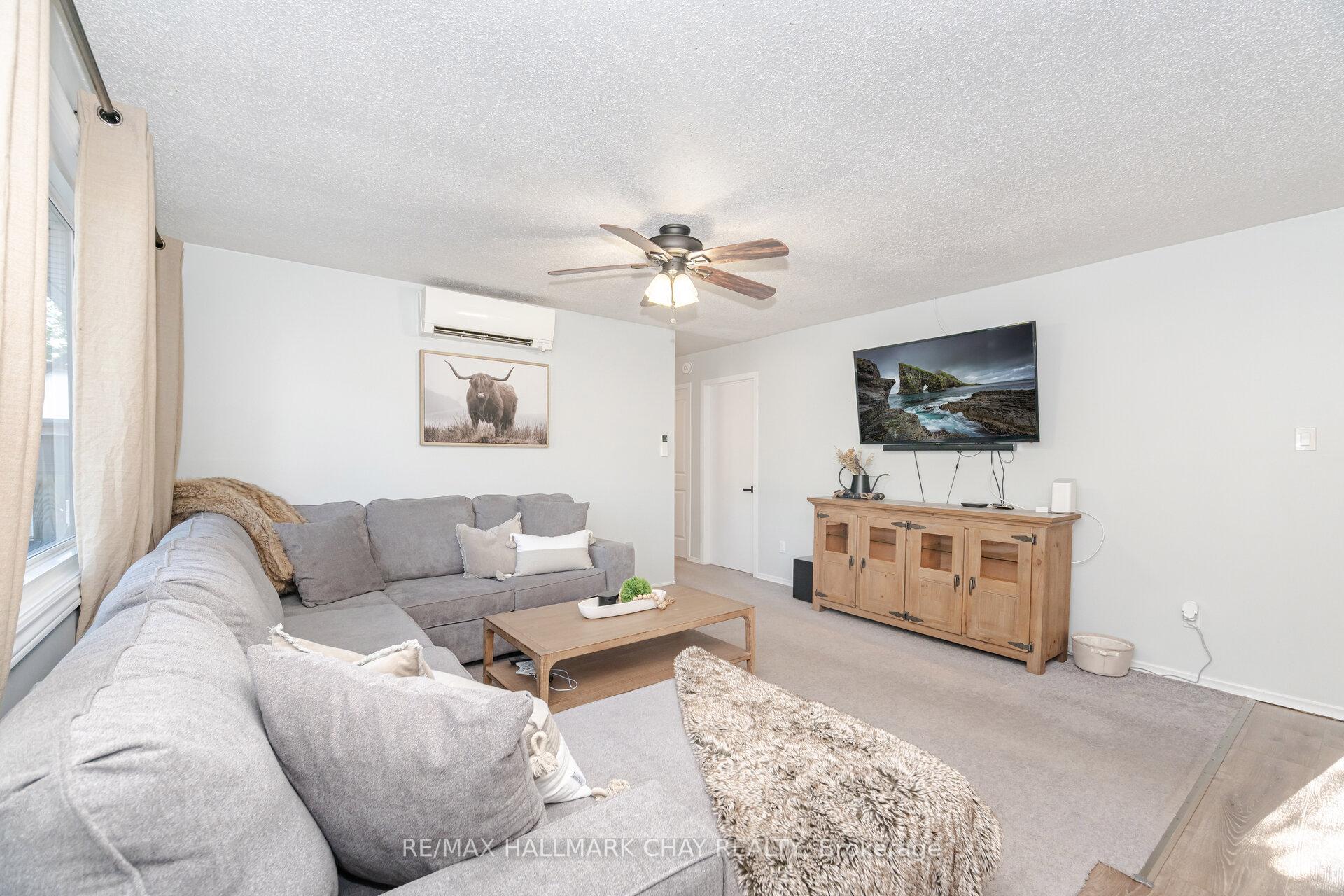 Photo 16 of 731 Pinegrove Avenue, Innisfil, Rural Innisfil — HOMEH