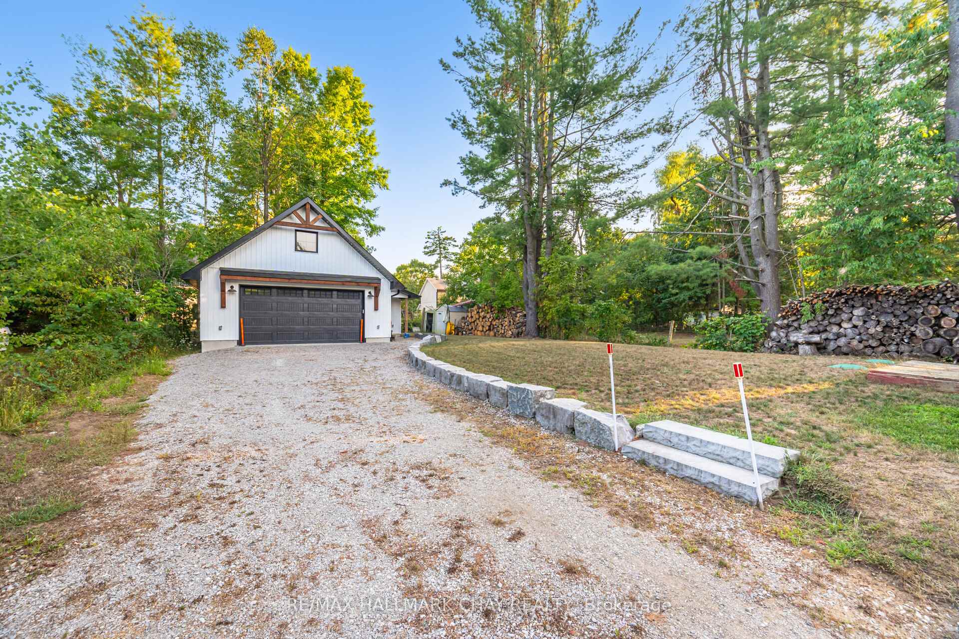 Photo 36 of 731 Pinegrove Avenue, Innisfil, Rural Innisfil — HOMEH