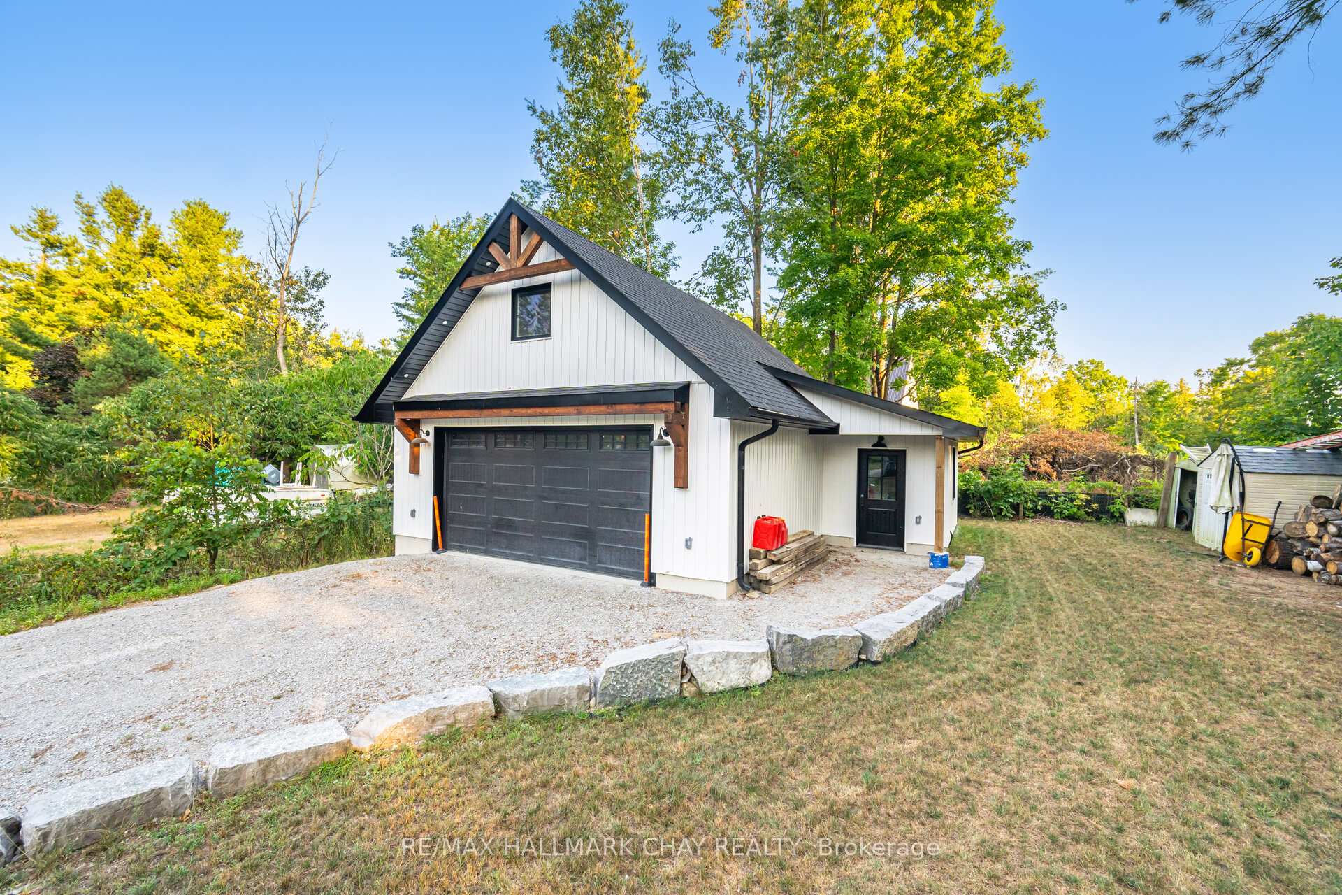 Photo 37 of 731 Pinegrove Avenue, Innisfil, Rural Innisfil — HOMEH
