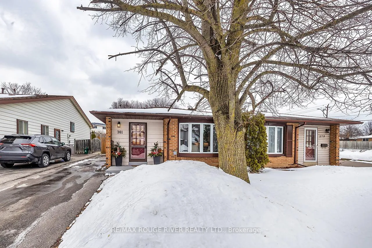 Photo 2 of 381 Fleetwood Drive, Oshawa, Eastdale — HOMEH