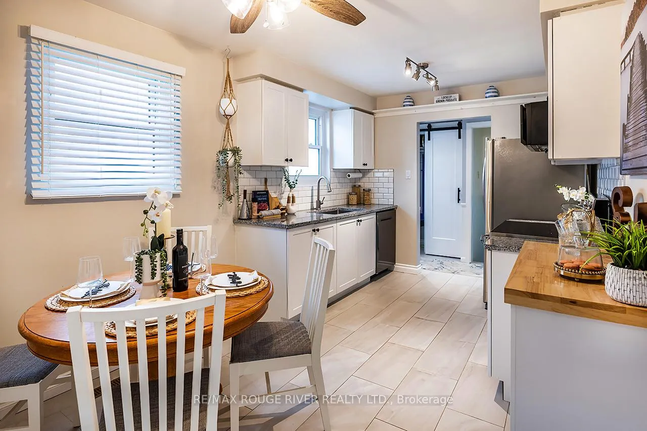 Photo 4 of 381 Fleetwood Drive, Oshawa, Eastdale — HOMEH