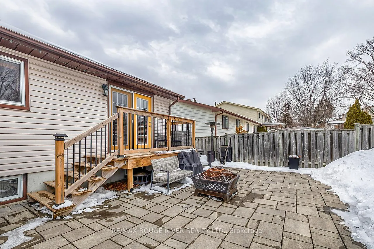Photo 29 of 381 Fleetwood Drive, Oshawa, Eastdale — HOMEH