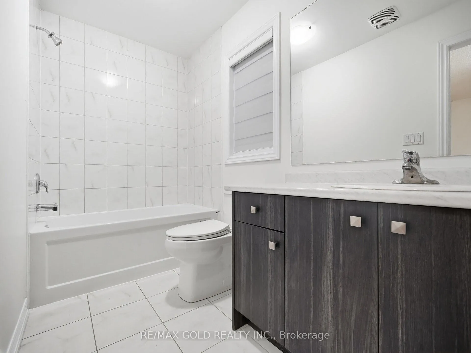 Photo 18 of 20 Skyridge Drive, Brampton, Bram East — HOMEH