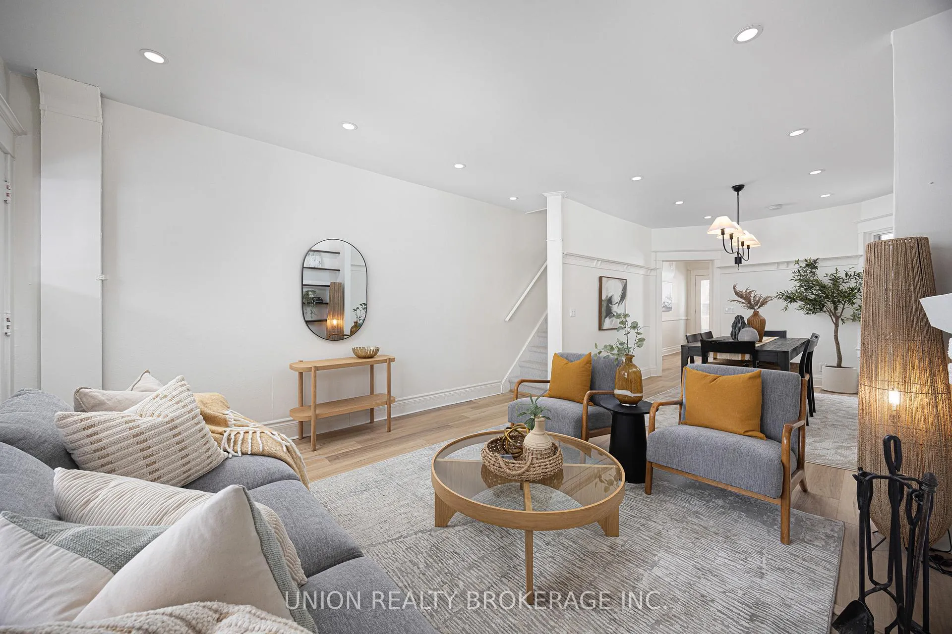 Photo 6 of 262 Silver Birch Avenue, Toronto, The Beaches — HOMEH