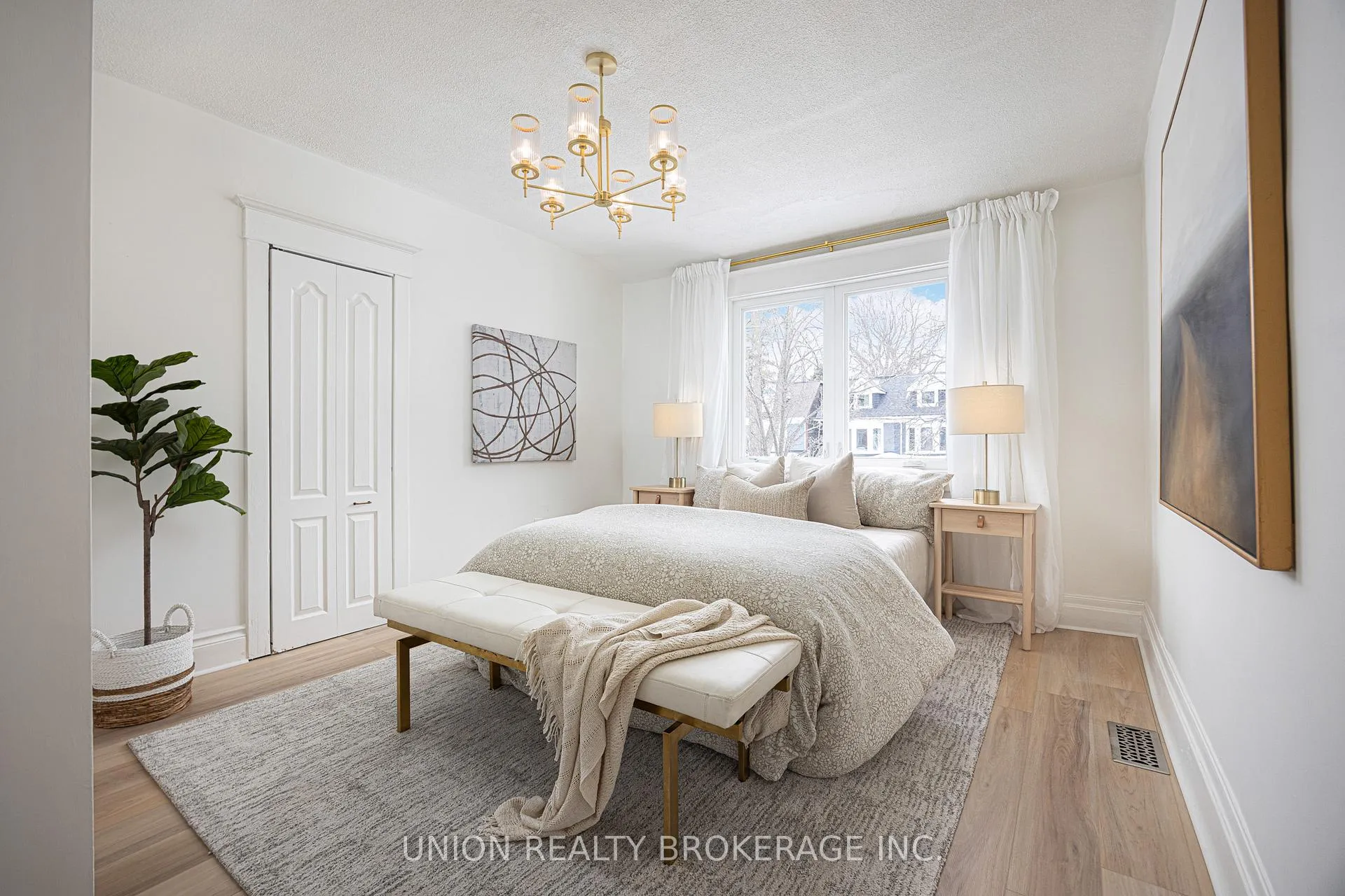 Photo 17 of 262 Silver Birch Avenue, Toronto, The Beaches — HOMEH