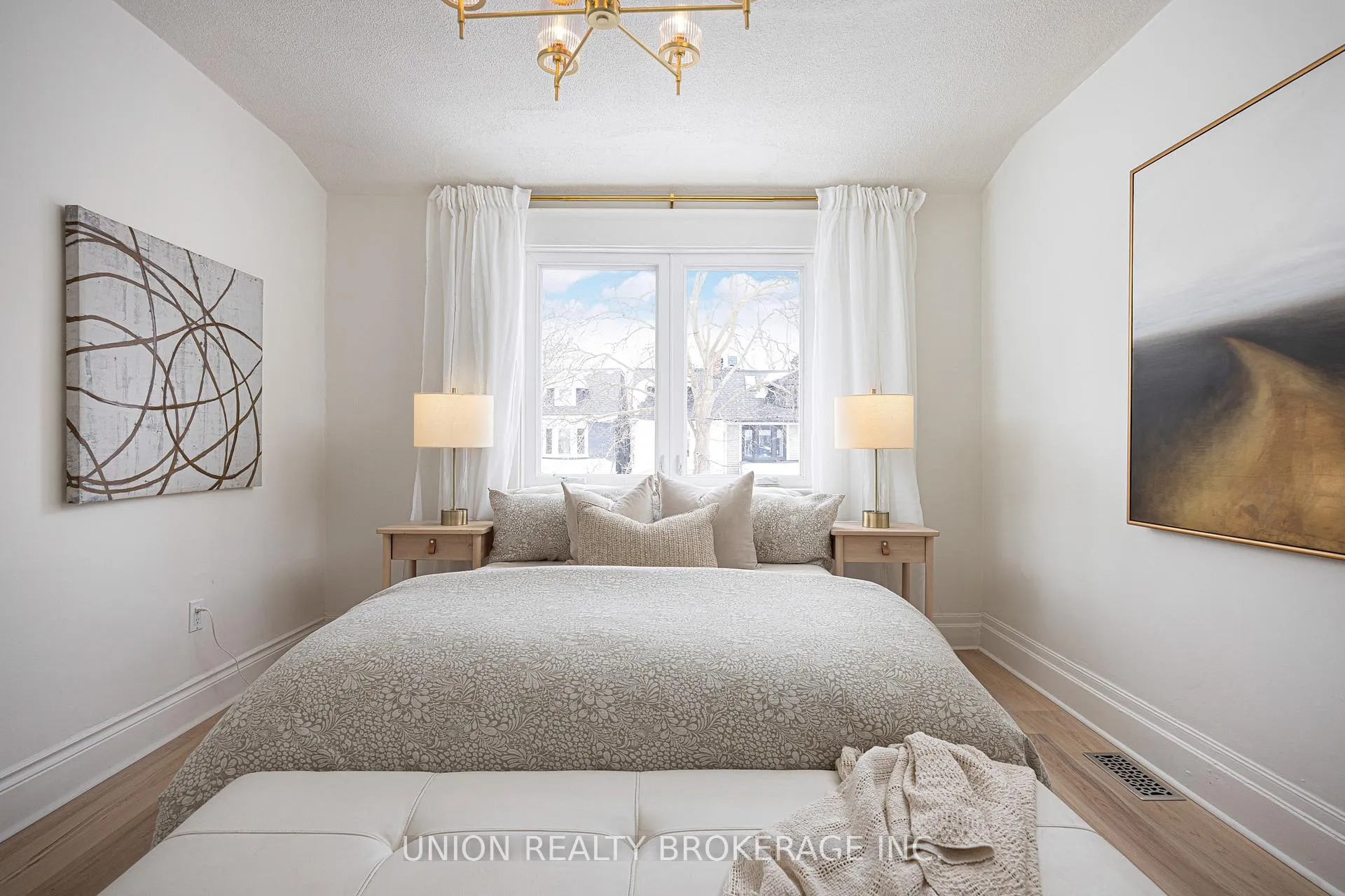 Photo 18 of 262 Silver Birch Avenue, Toronto, The Beaches — HOMEH