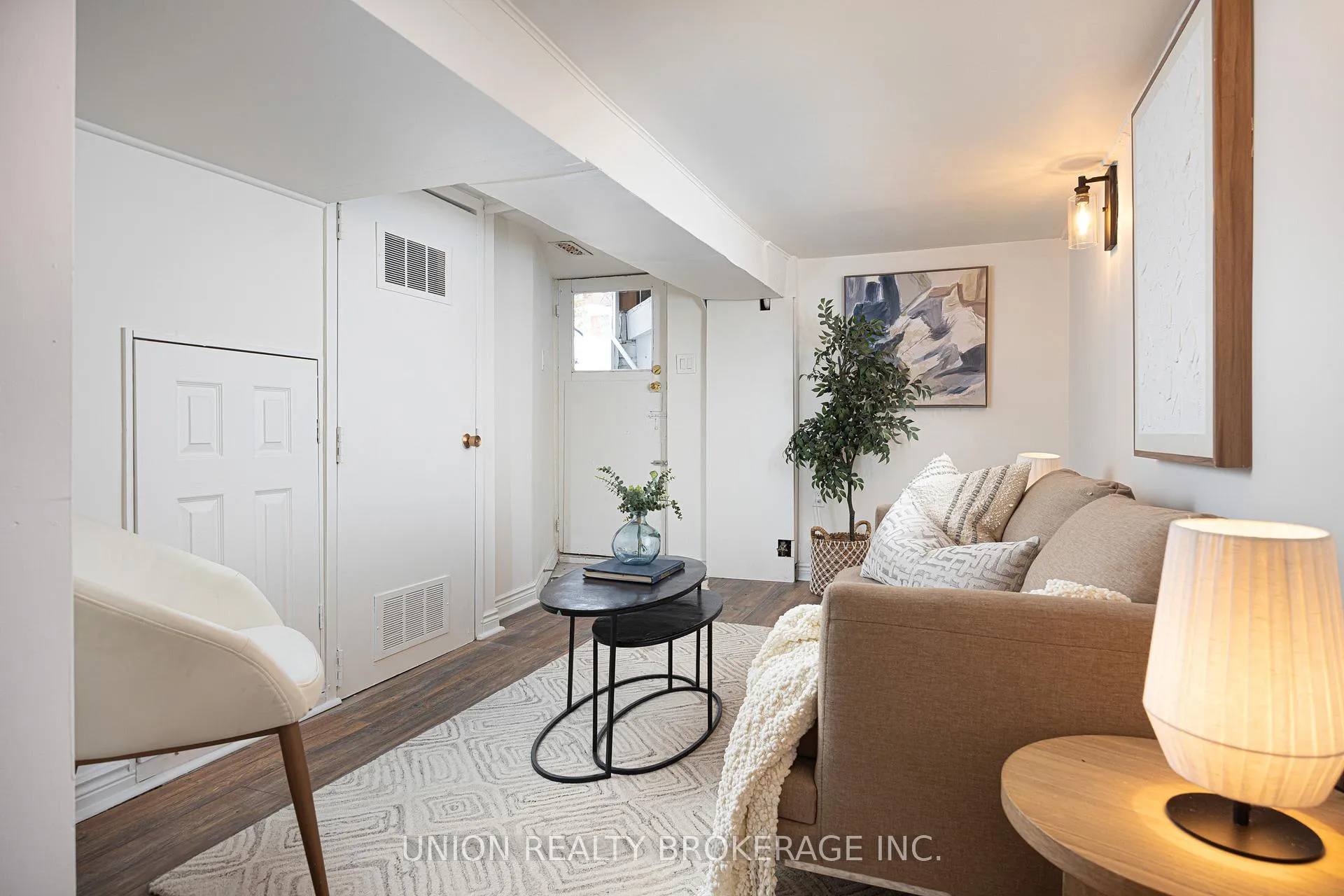 Photo 25 of 262 Silver Birch Avenue, Toronto, The Beaches — HOMEH