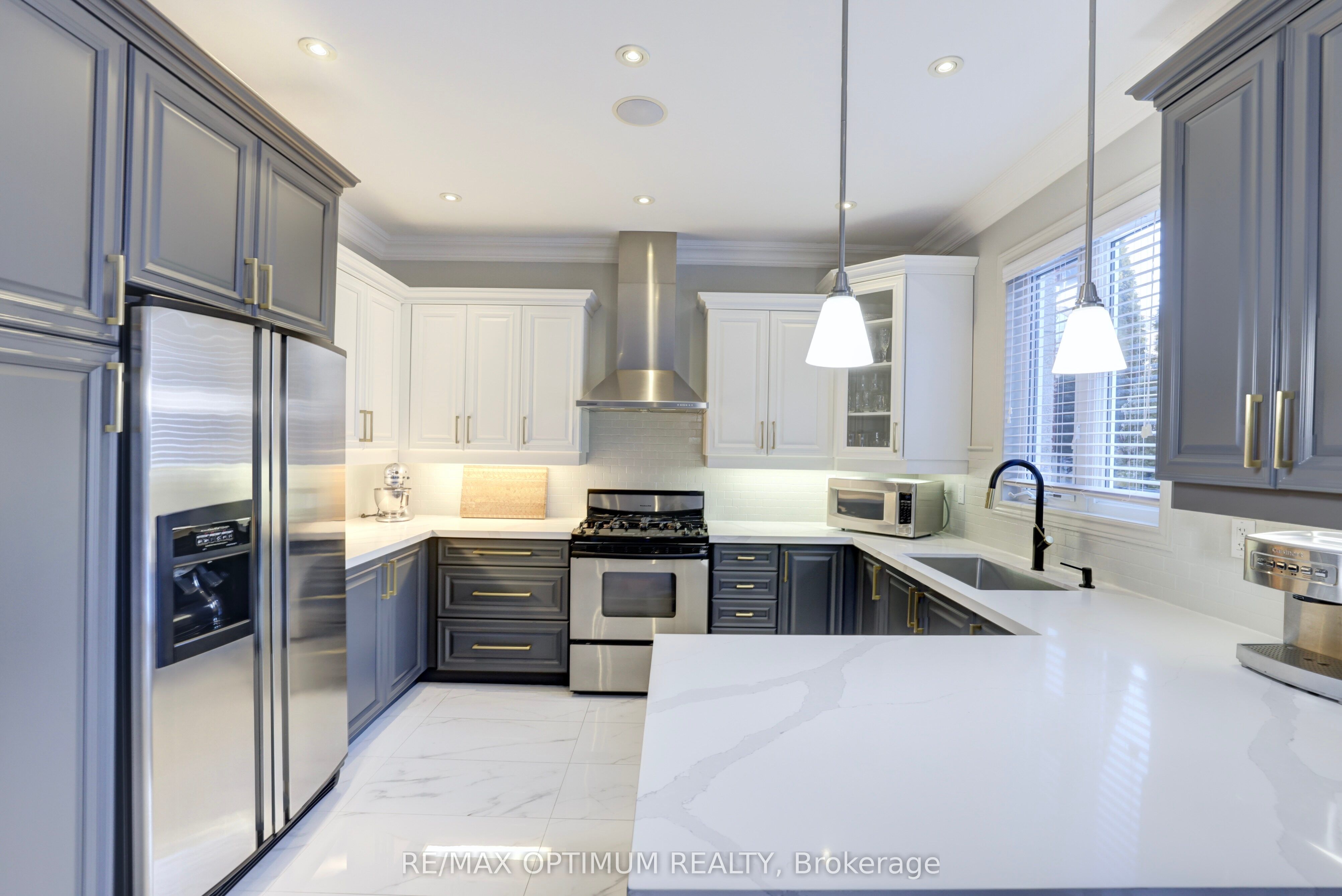 Photo 10 of 84 Nova Scotia Road, Brampton, Bram West — HOMEH
