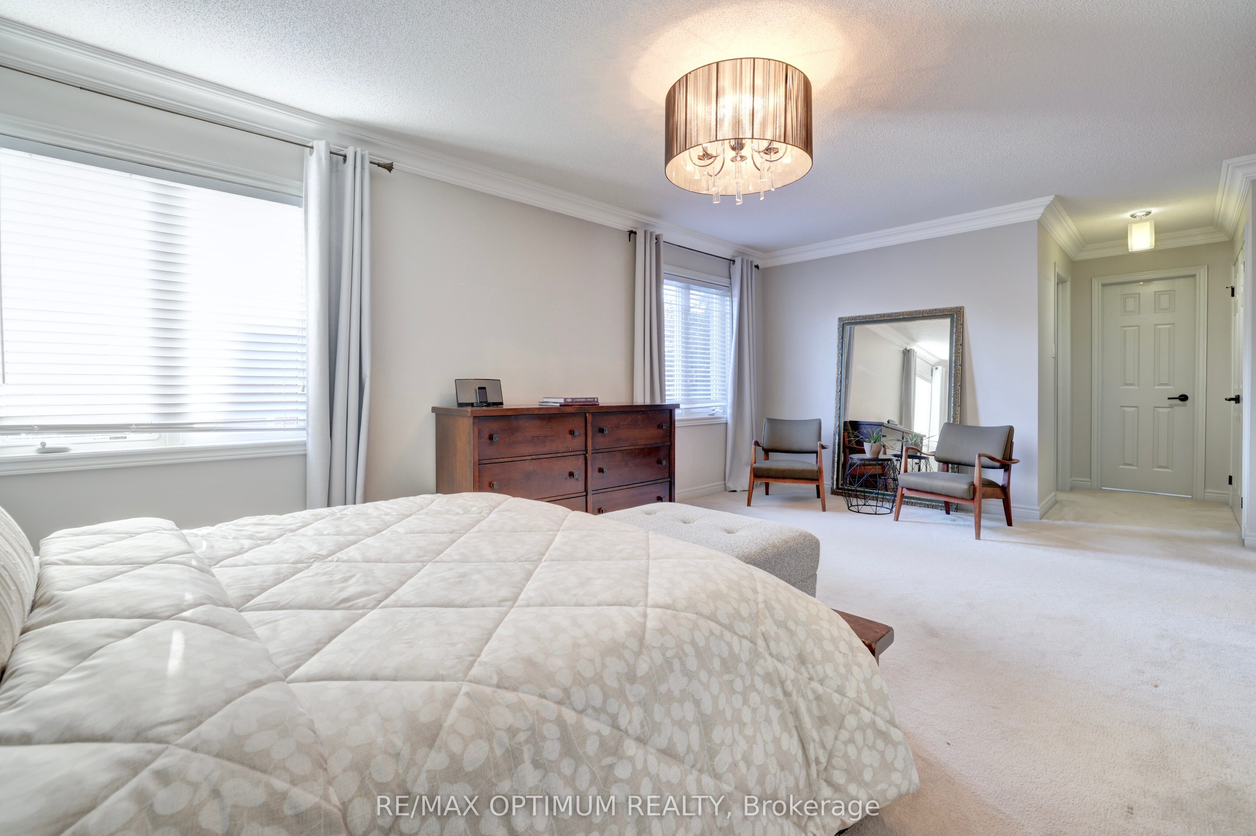 Photo 18 of 84 Nova Scotia Road, Brampton, Bram West — HOMEH