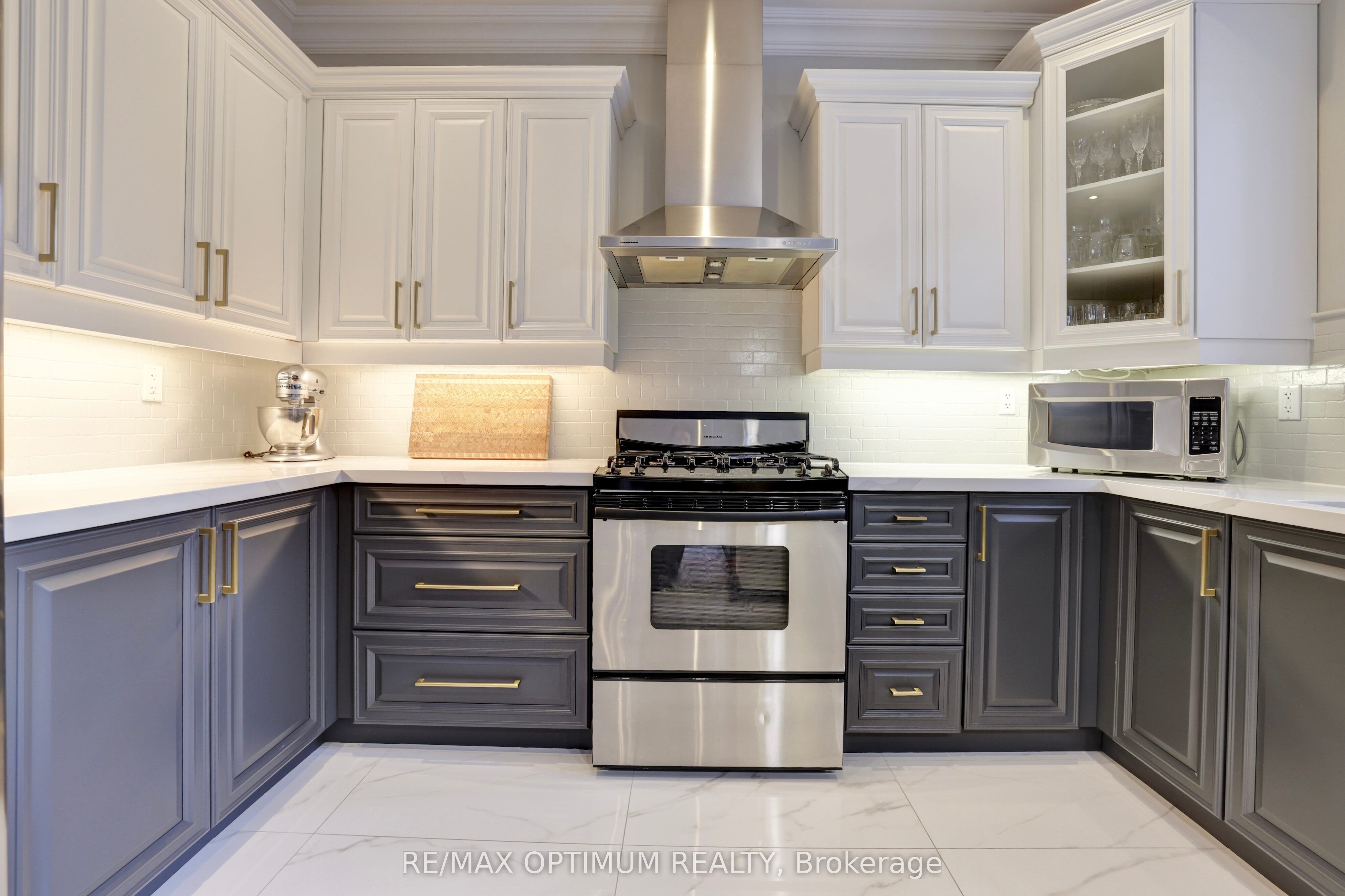 Photo 11 of 84 Nova Scotia Road, Brampton, Bram West — HOMEH