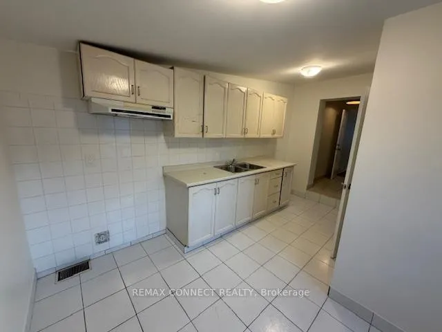 Photo 3 of Unit Unit 5, 267 Catharine Street N, Hamilton, Beasley — HOMEH