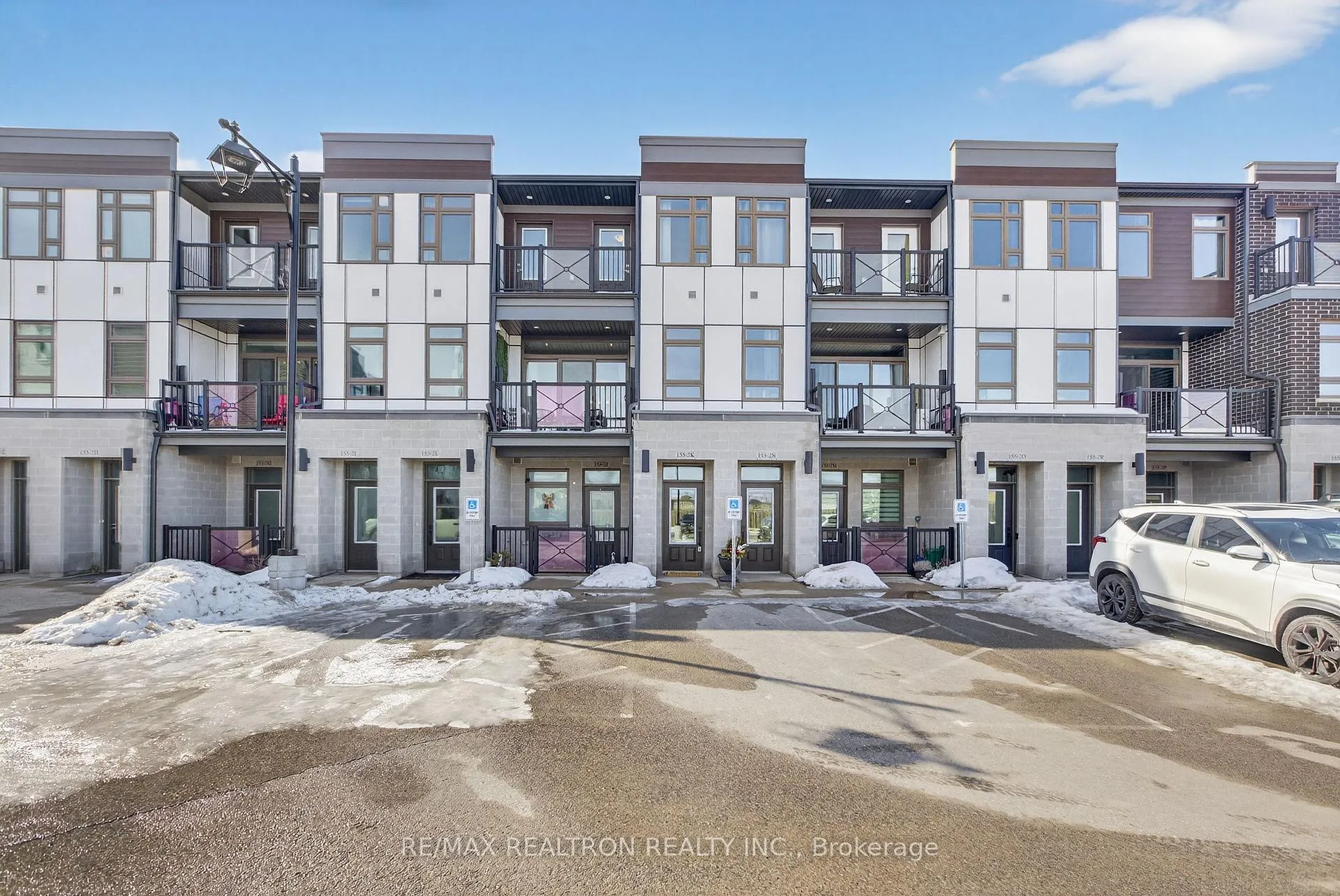 Photo 2 of Unit 2K, 155 Thomas Slee Drive, Kitchener — HOMEH