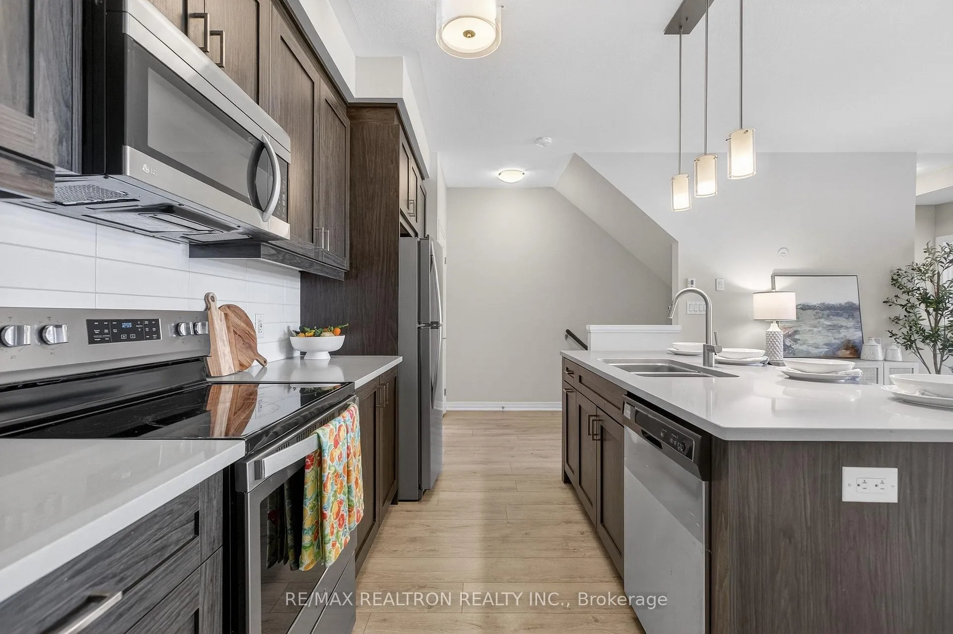 Photo 10 of Unit 2K, 155 Thomas Slee Drive, Kitchener — HOMEH