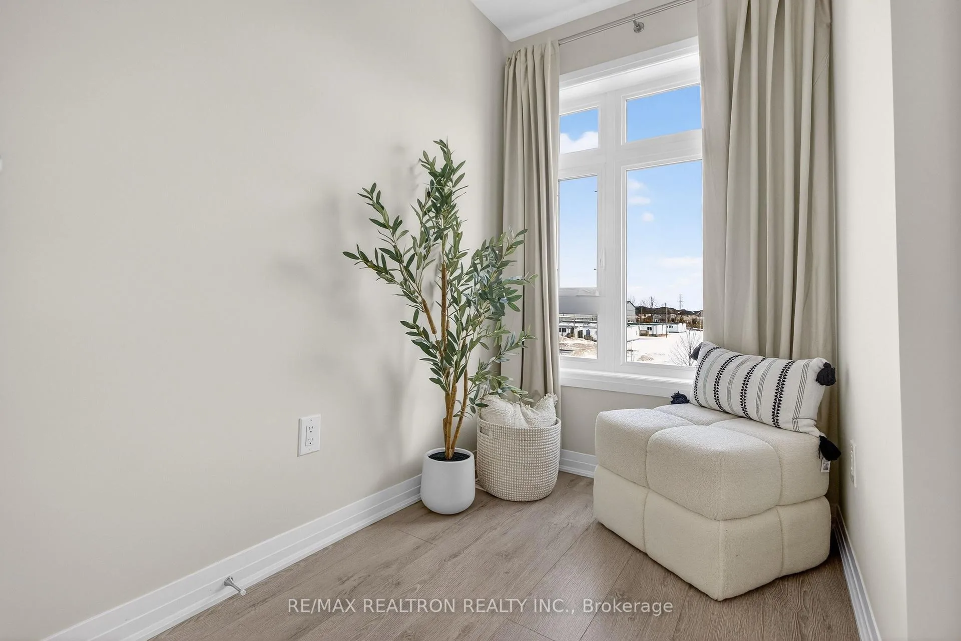 Photo 30 of Unit 2K, 155 Thomas Slee Drive, Kitchener — HOMEH