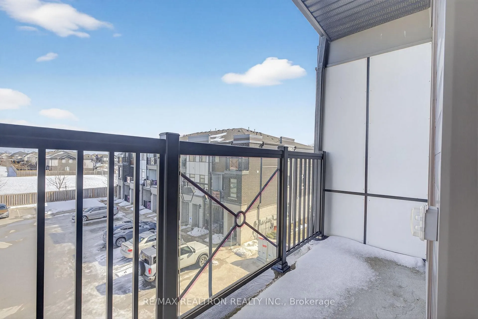 Photo 32 of Unit 2K, 155 Thomas Slee Drive, Kitchener — HOMEH