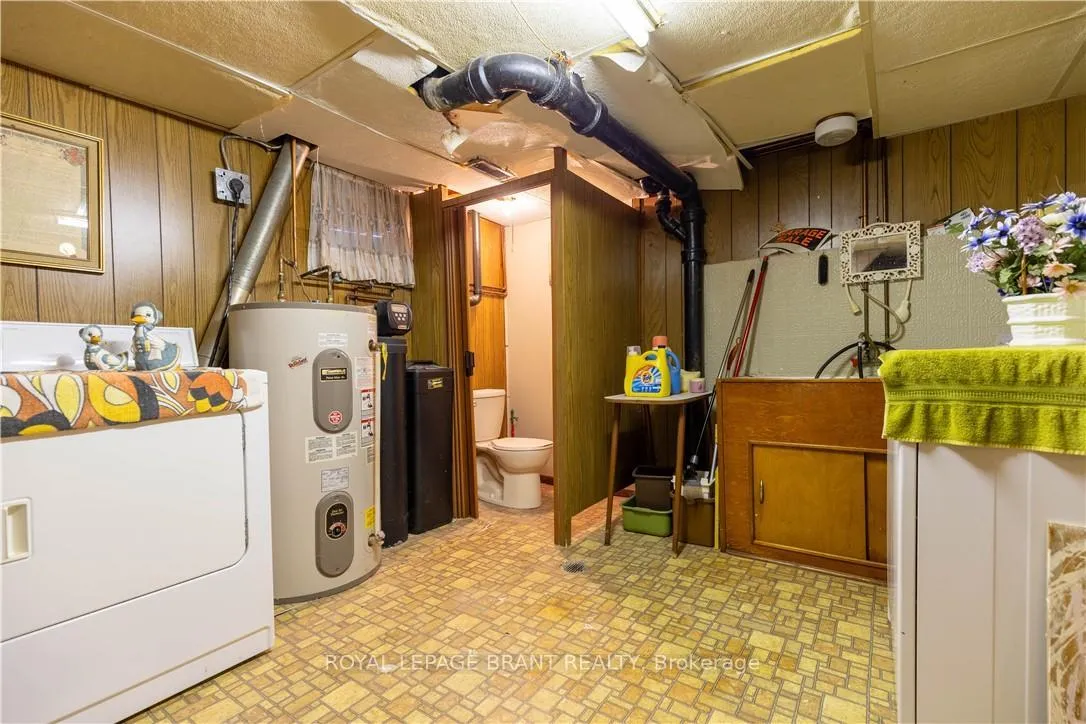 Photo 16 of 154 Talbot Street, Kitchener — HOMEH