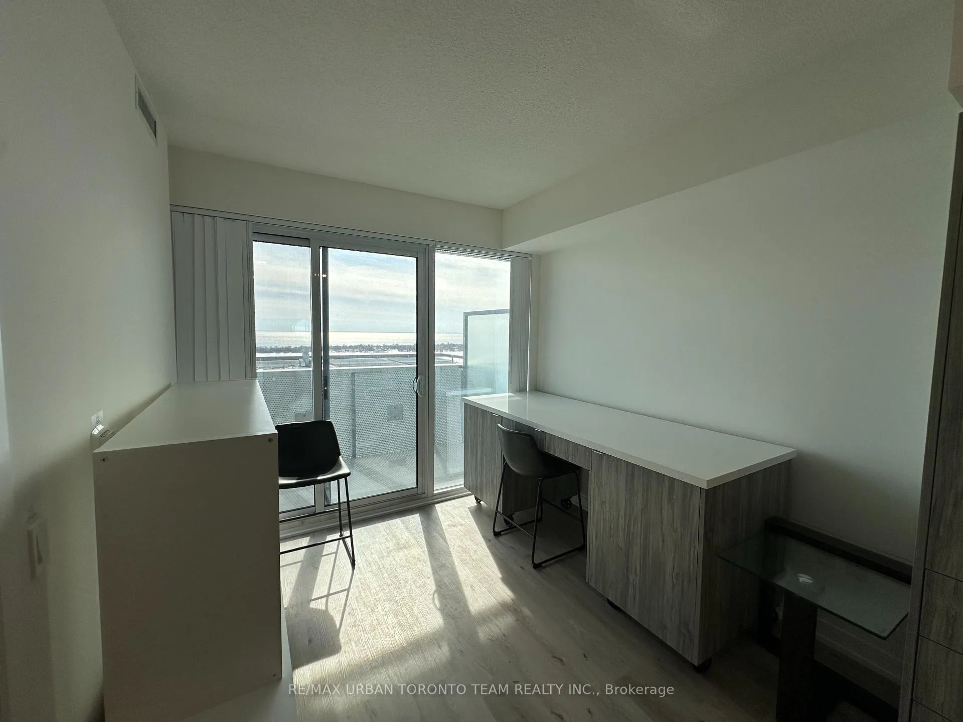 Photo 6 of Unit 4609, 138 Downes Street, Toronto, Waterfront Communities — HOMEH