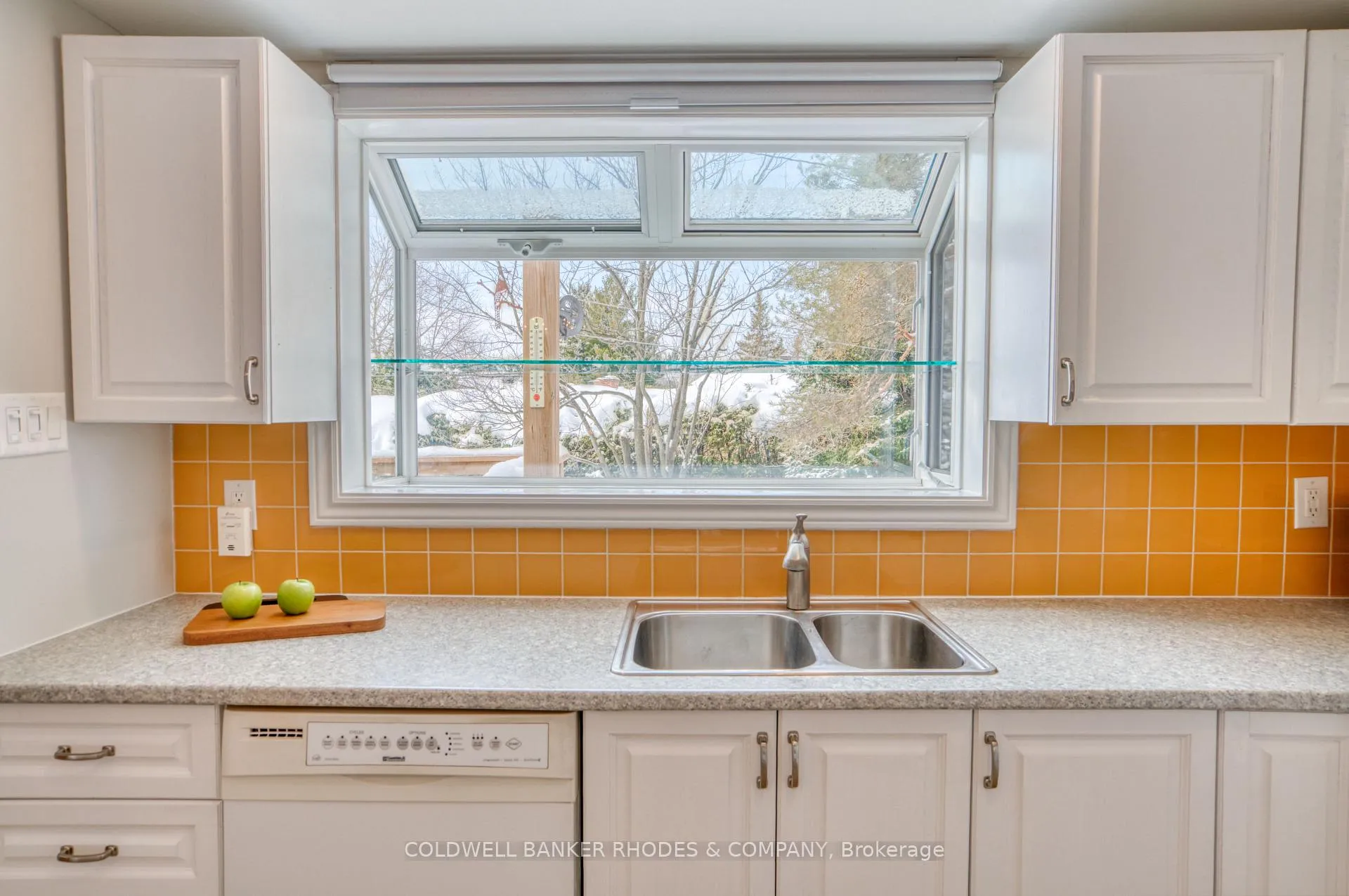 Photo 14 of 1858 Sharel Drive, Ottawa, Guildwood Estates - Urbandale Acres — HOMEH