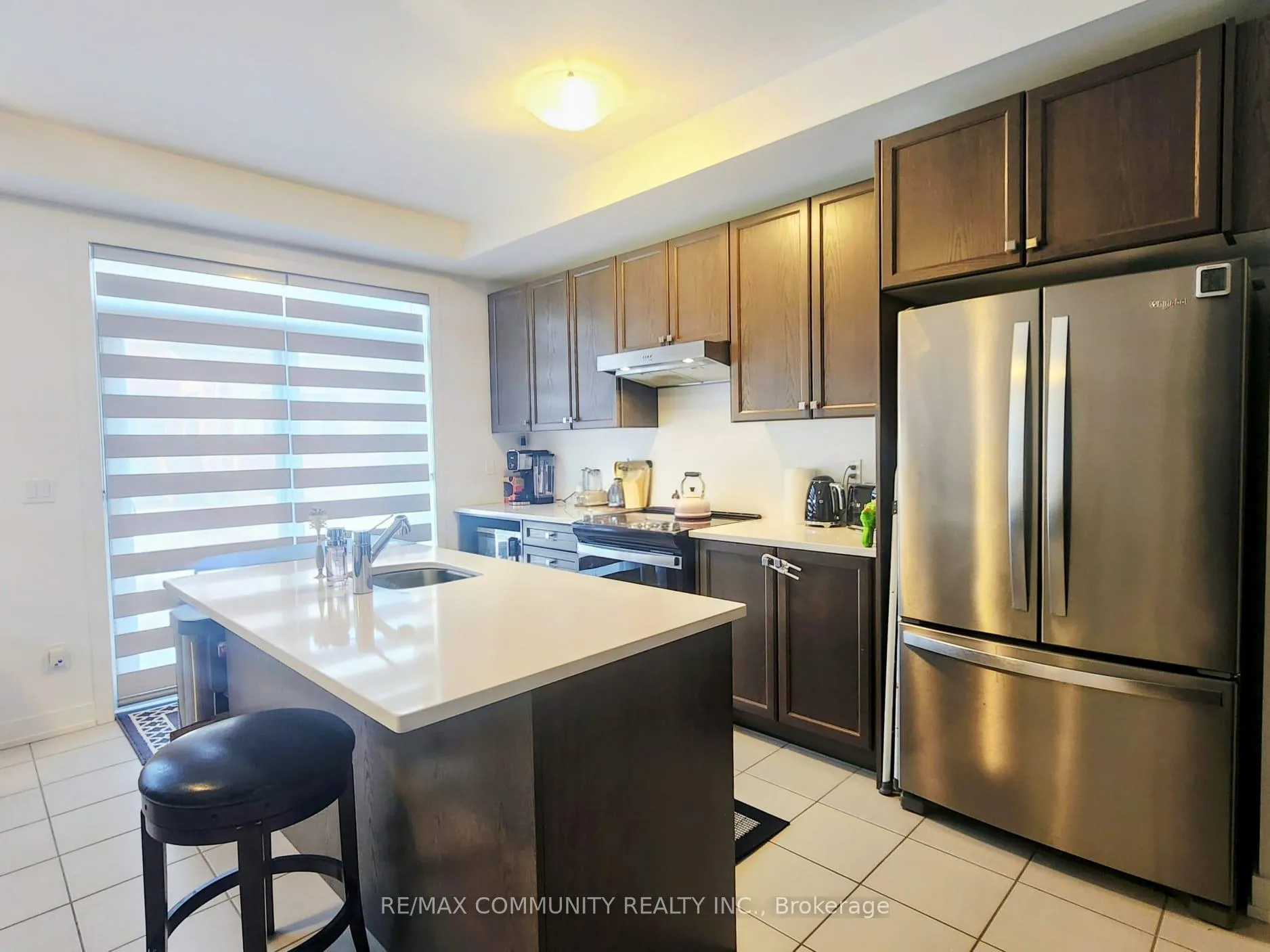 Photo 12 of 8 Deer Ridge Crescent, Whitby, Rural Whitby — HOMEH
