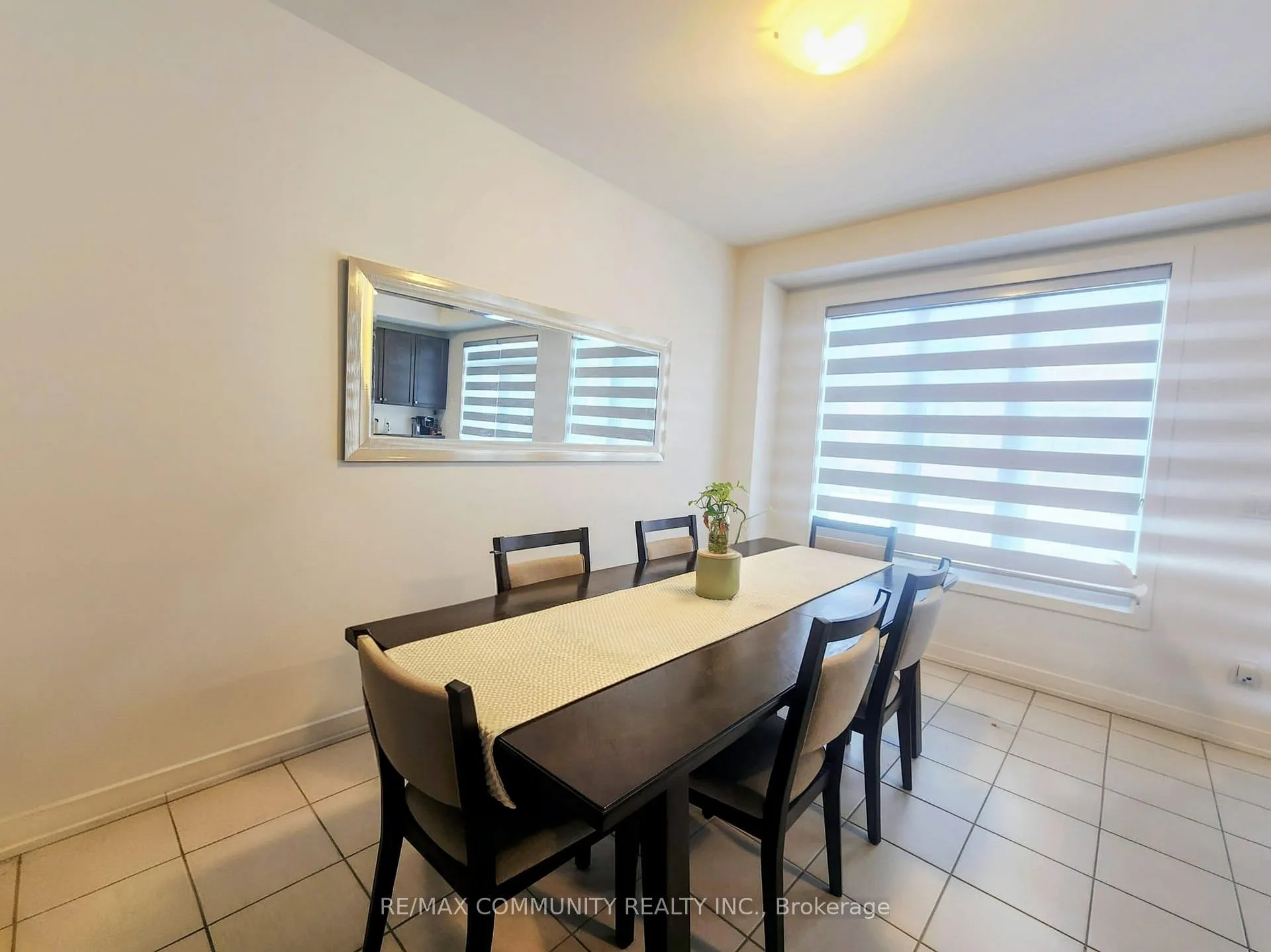 Photo 14 of 8 Deer Ridge Crescent, Whitby, Rural Whitby — HOMEH