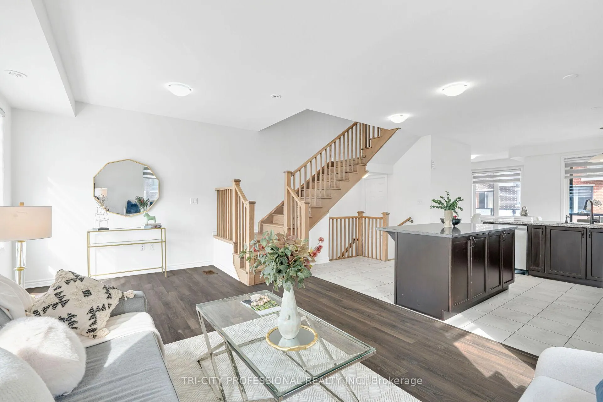 Photo 14 of 2 Summer Wind Lane, Brampton, Northwest Brampton — HOMEH