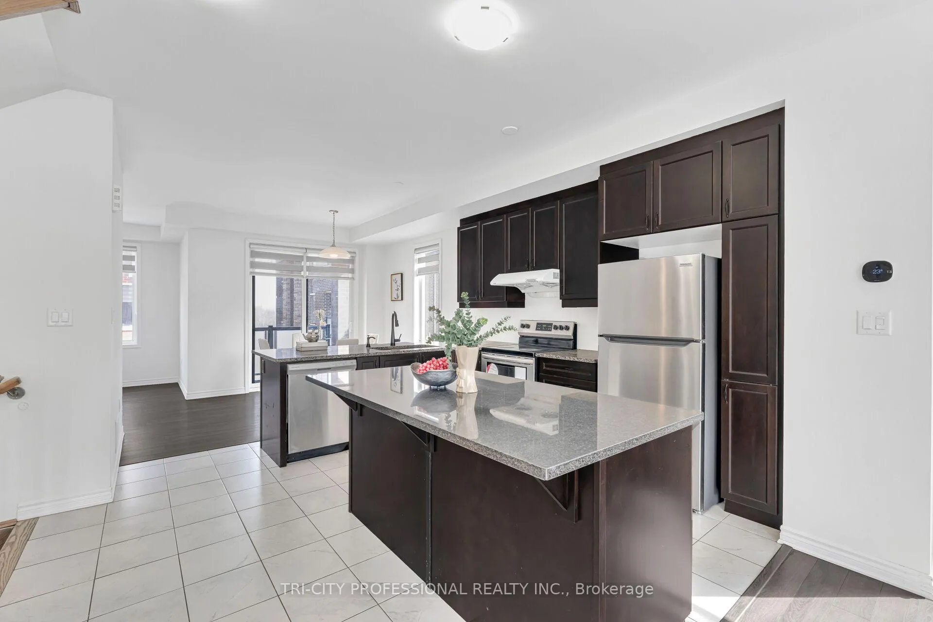 Photo 17 of 2 Summer Wind Lane, Brampton, Northwest Brampton — HOMEH