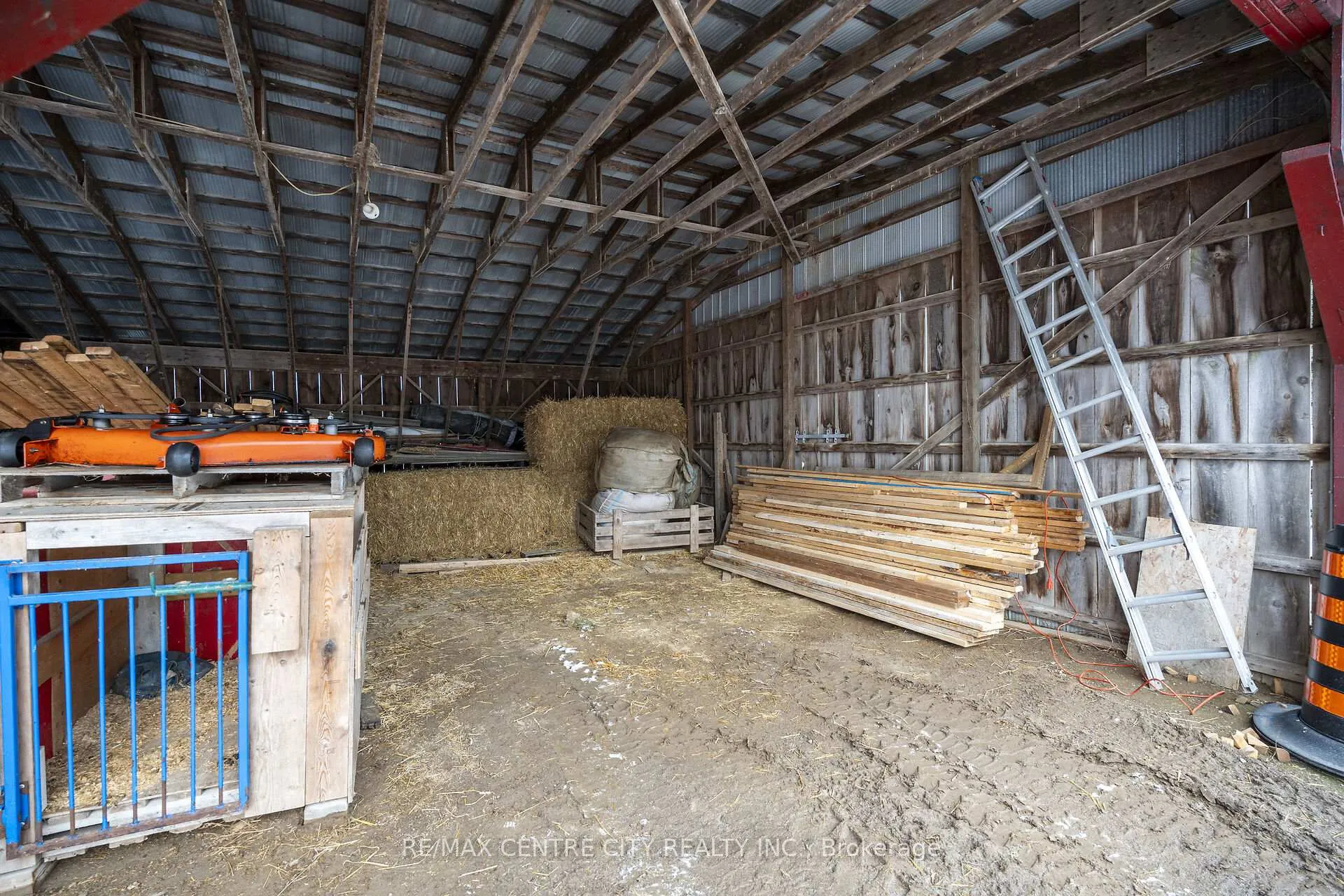 Photo 15 of 54694 Calton Line, Bayham, Rural Bayham — HOMEH
