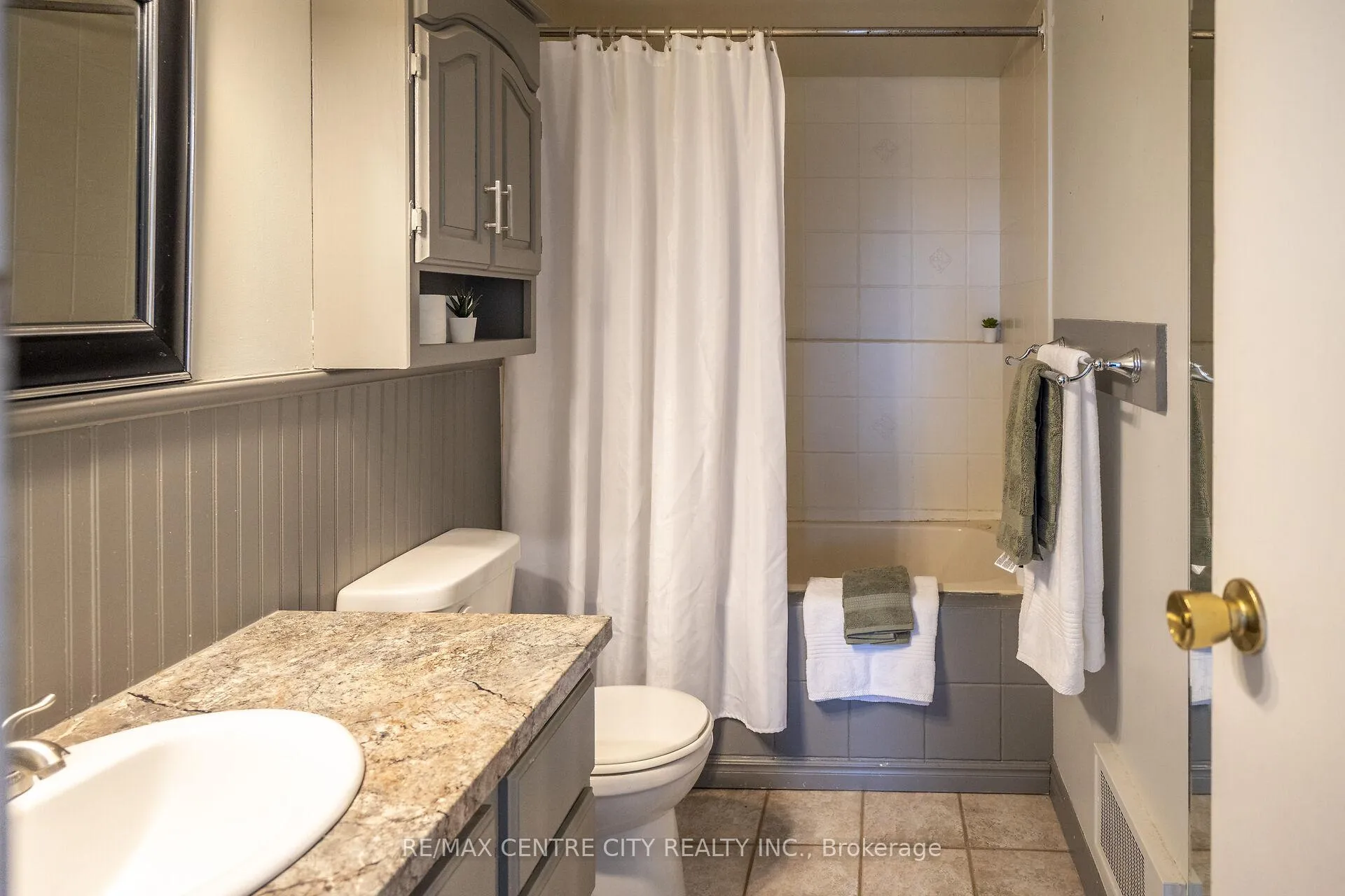 Photo 40 of 54694 Calton Line, Bayham, Rural Bayham — HOMEH