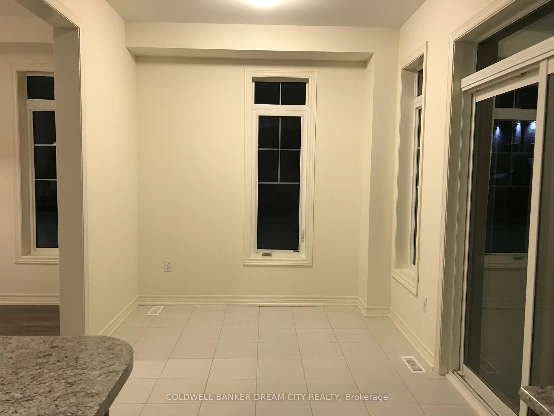 Photo 6 of Unit UPPER UNIT, 360 Robert Parkinson Drive, Brampton, Northwest Brampton — HOMEH