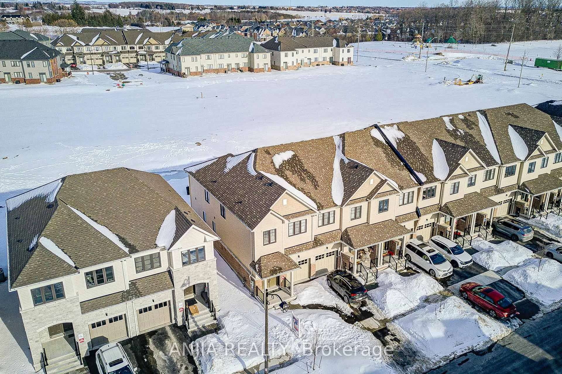 Photo 9 of 2020 Horace Duncan Crescent, Oshawa, Kedron — HOMEH