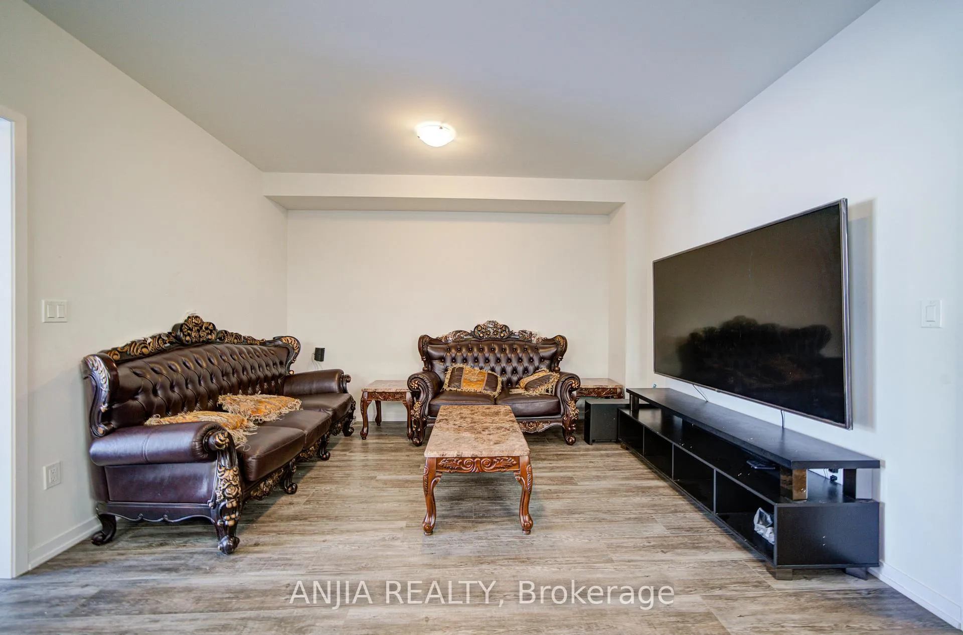 Photo 17 of 2020 Horace Duncan Crescent, Oshawa, Kedron — HOMEH