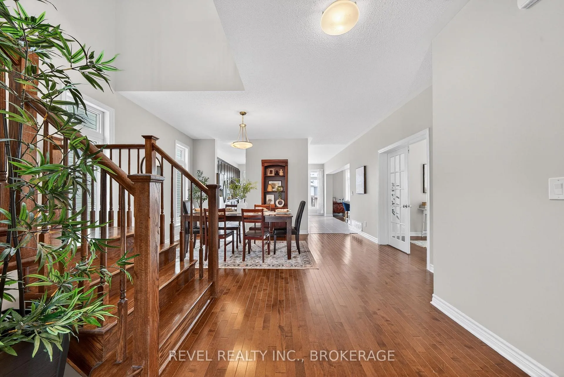 Photo 6 of 1015 Bluffwood Avenue, Kingston, Kingston East (Incl Barret Crt) — HOMEH