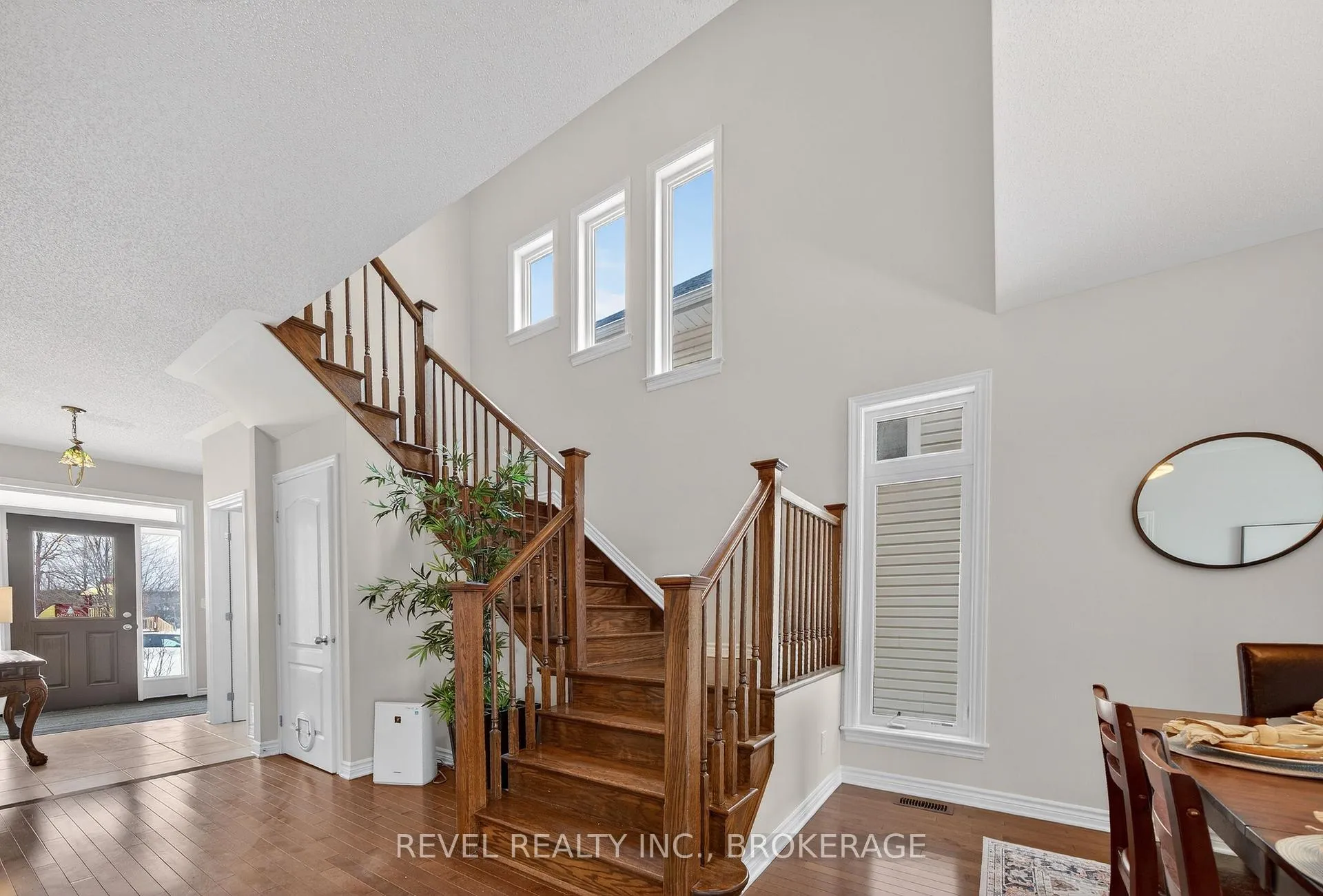 Photo 9 of 1015 Bluffwood Avenue, Kingston, Kingston East (Incl Barret Crt) — HOMEH