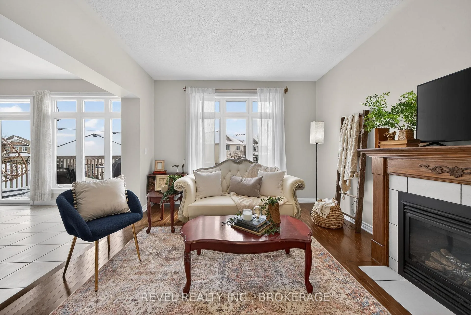 Photo 13 of 1015 Bluffwood Avenue, Kingston, Kingston East (Incl Barret Crt) — HOMEH