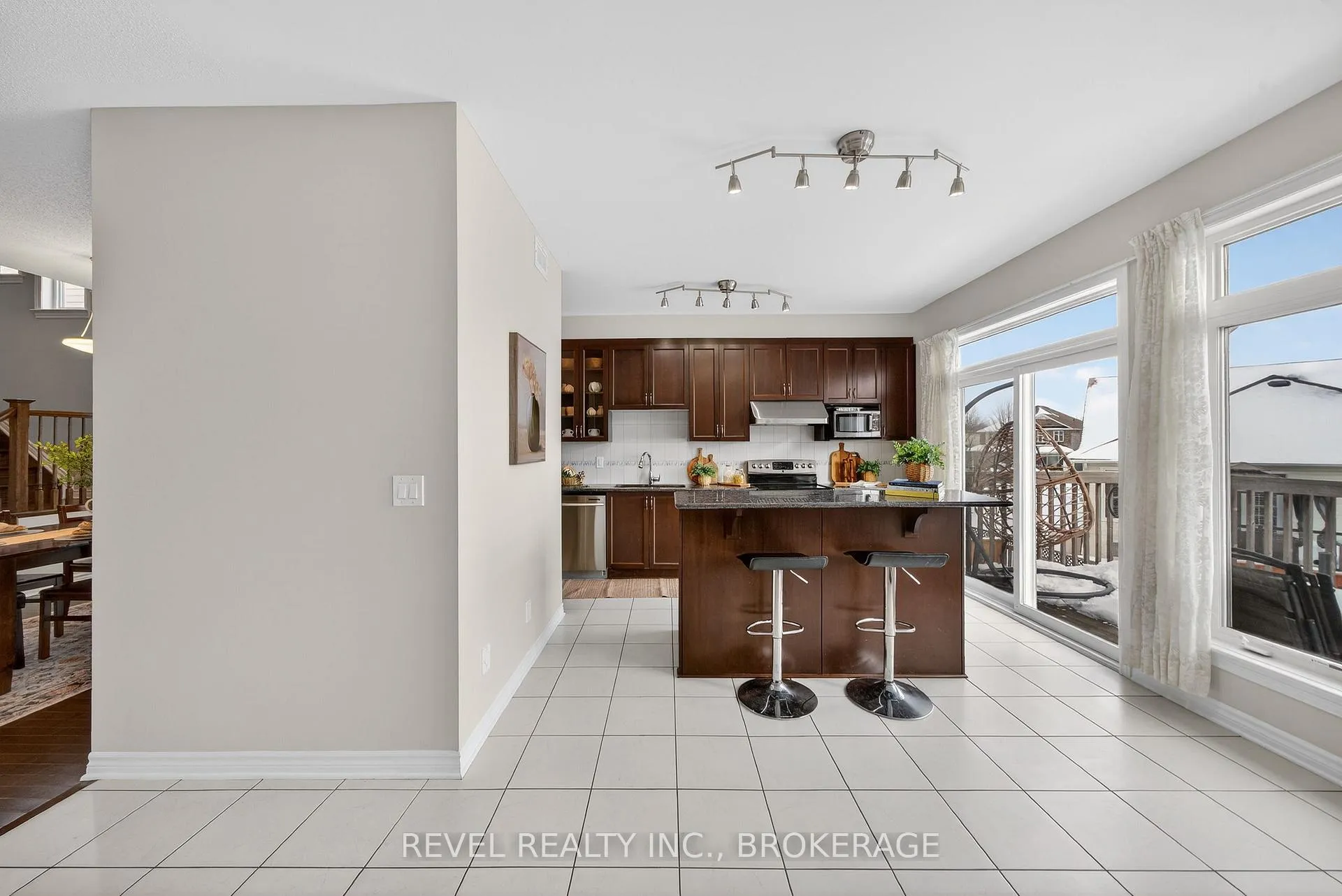 Photo 15 of 1015 Bluffwood Avenue, Kingston, Kingston East (Incl Barret Crt) — HOMEH