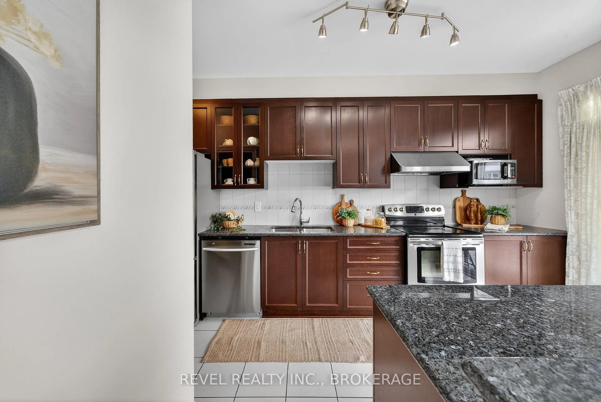 Photo 16 of 1015 Bluffwood Avenue, Kingston, Kingston East (Incl Barret Crt) — HOMEH