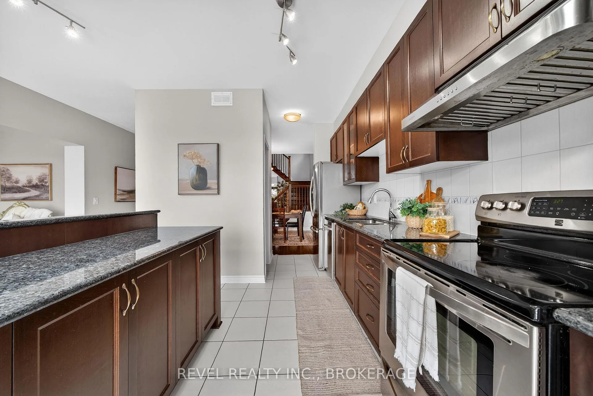 Photo 18 of 1015 Bluffwood Avenue, Kingston, Kingston East (Incl Barret Crt) — HOMEH