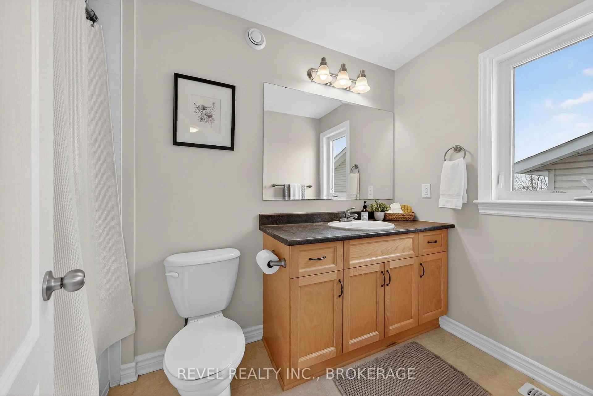 Photo 32 of 1015 Bluffwood Avenue, Kingston, Kingston East (Incl Barret Crt) — HOMEH