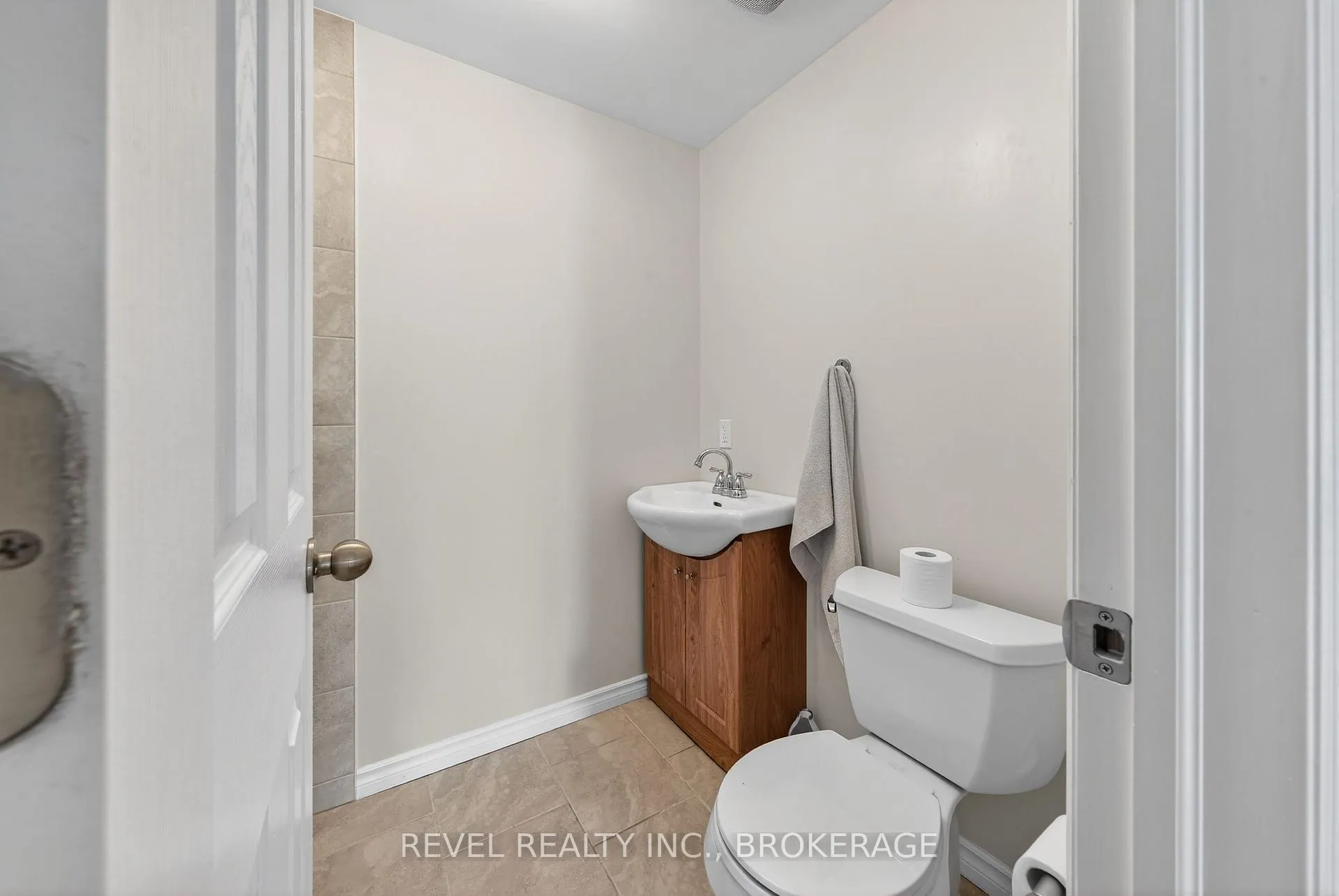 Photo 43 of 1015 Bluffwood Avenue, Kingston, Kingston East (Incl Barret Crt) — HOMEH