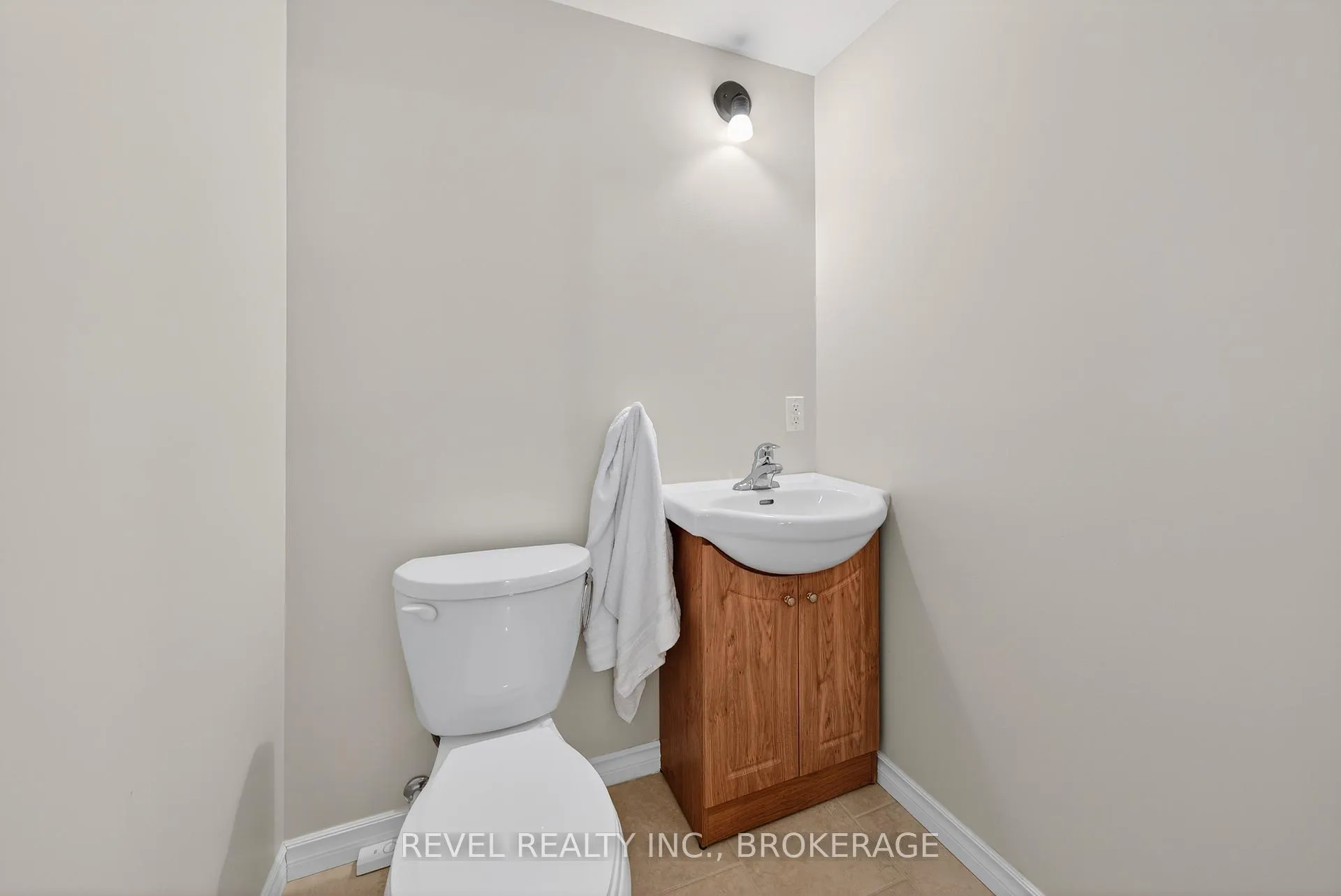 Photo 44 of 1015 Bluffwood Avenue, Kingston, Kingston East (Incl Barret Crt) — HOMEH