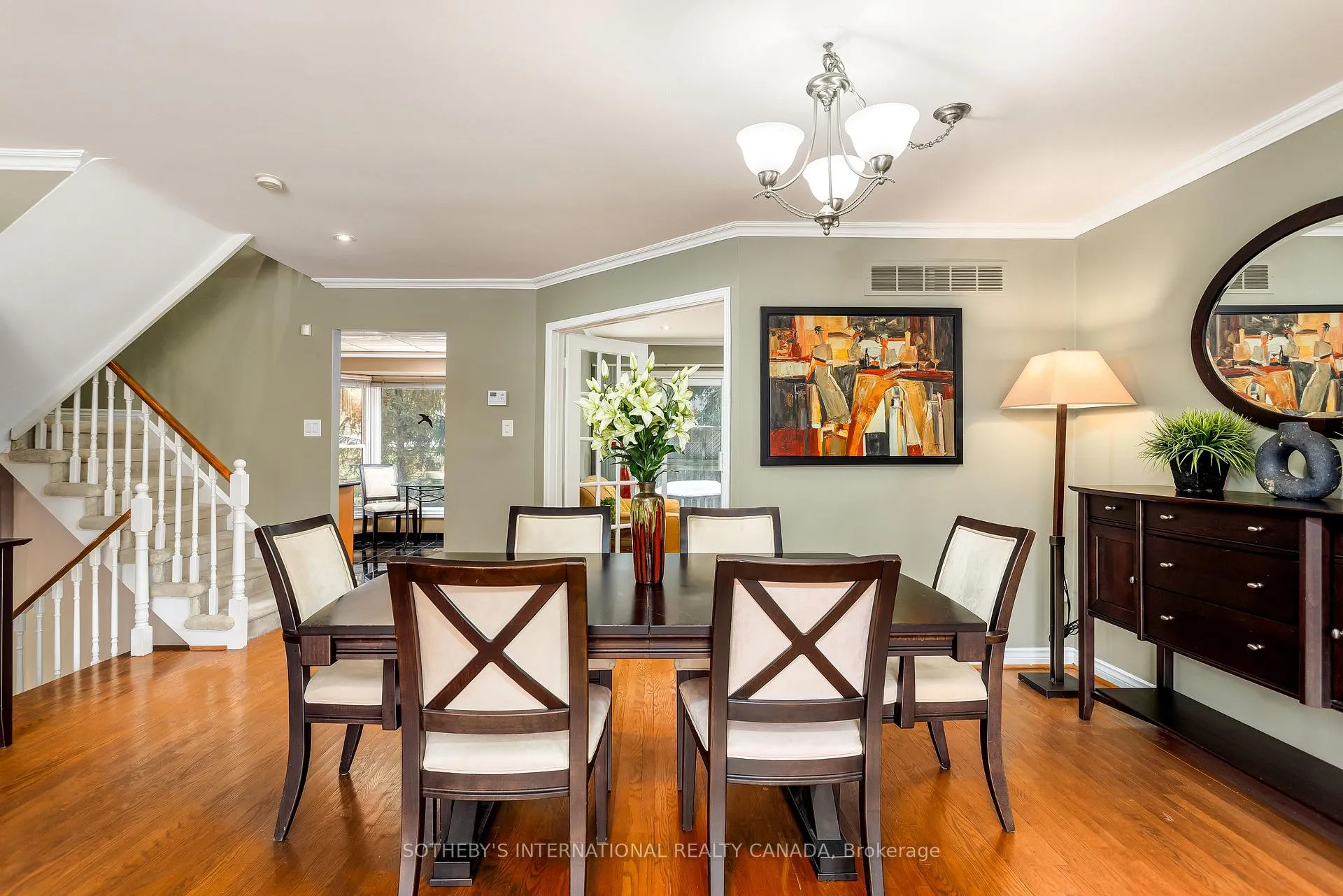 Photo 10 of 26 Tamarack Circle, Etobicoke, Kingsview Village-The Westway — HOMEH