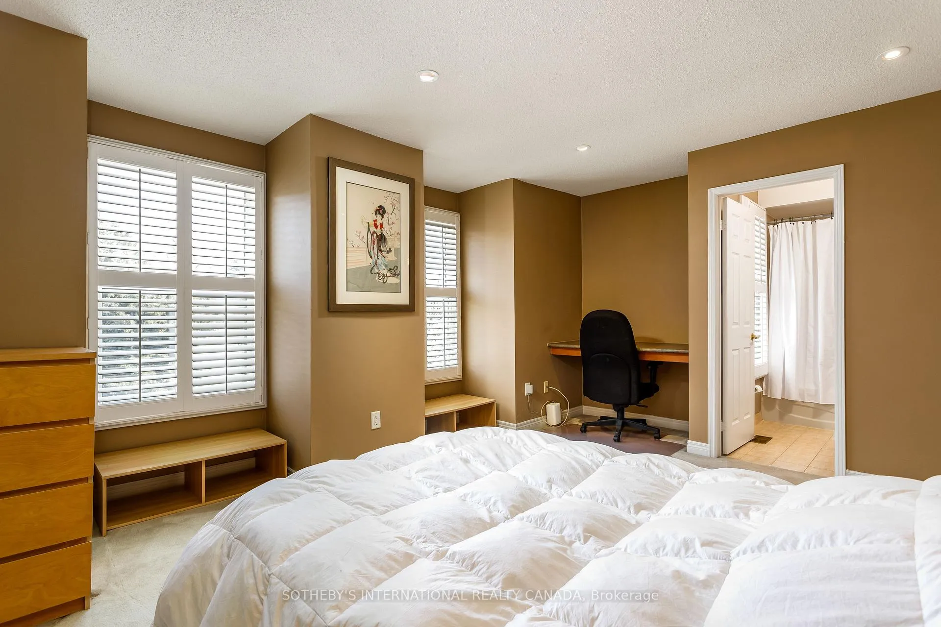 Photo 30 of 26 Tamarack Circle, Etobicoke, Kingsview Village-The Westway — HOMEH