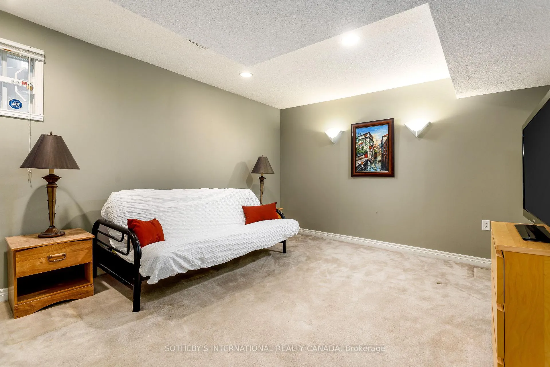 Photo 35 of 26 Tamarack Circle, Etobicoke, Kingsview Village-The Westway — HOMEH
