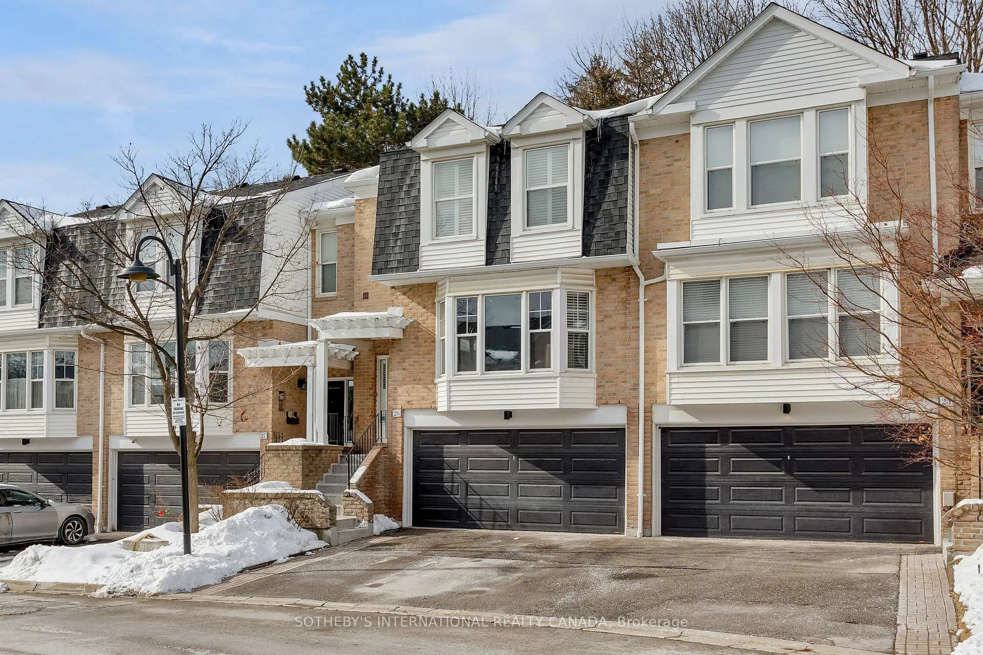 Photo 45 of 26 Tamarack Circle, Etobicoke, Kingsview Village-The Westway — HOMEH